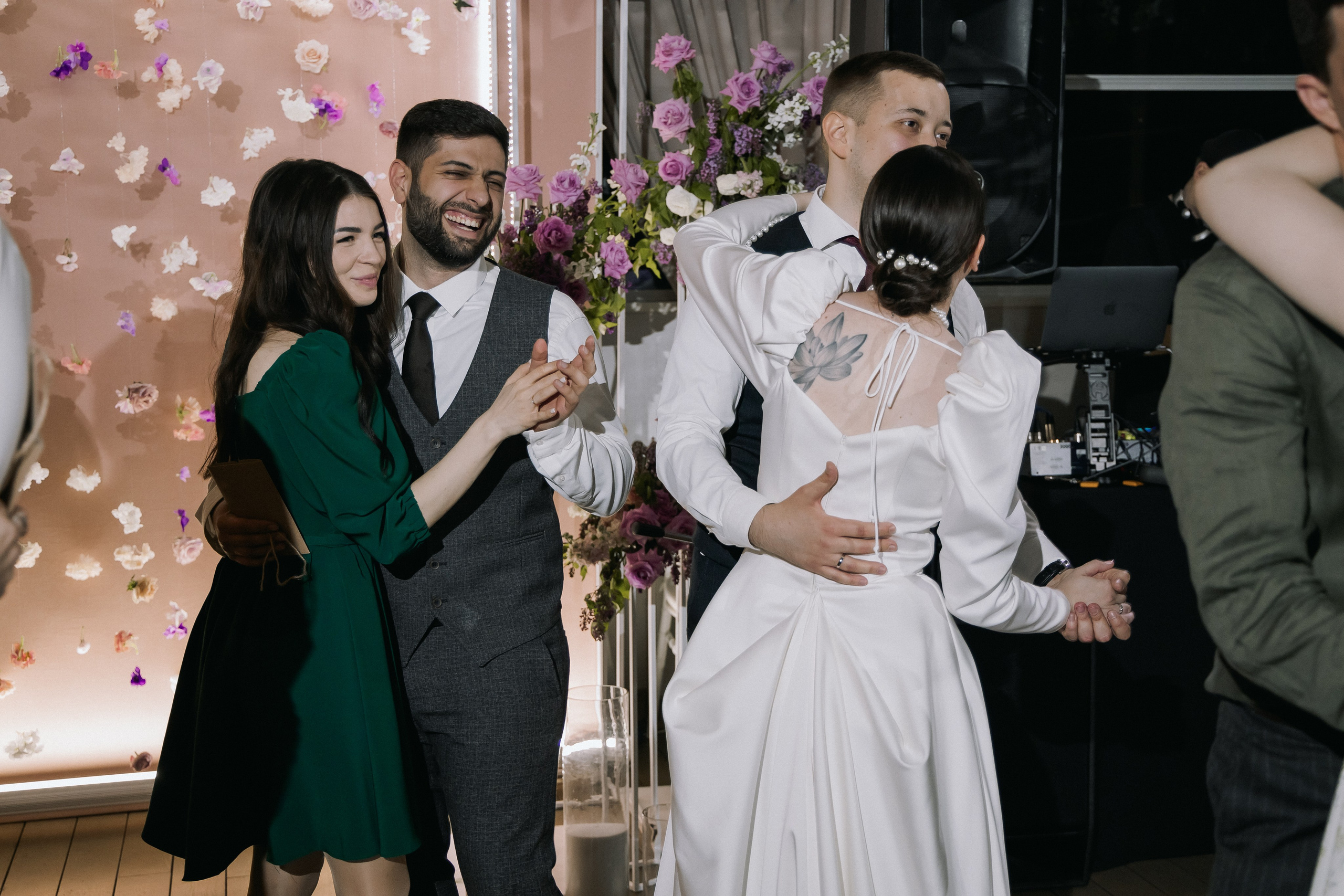 Яна и Святослав. Свадебный день. Свадебная фотография. Арина Рубах