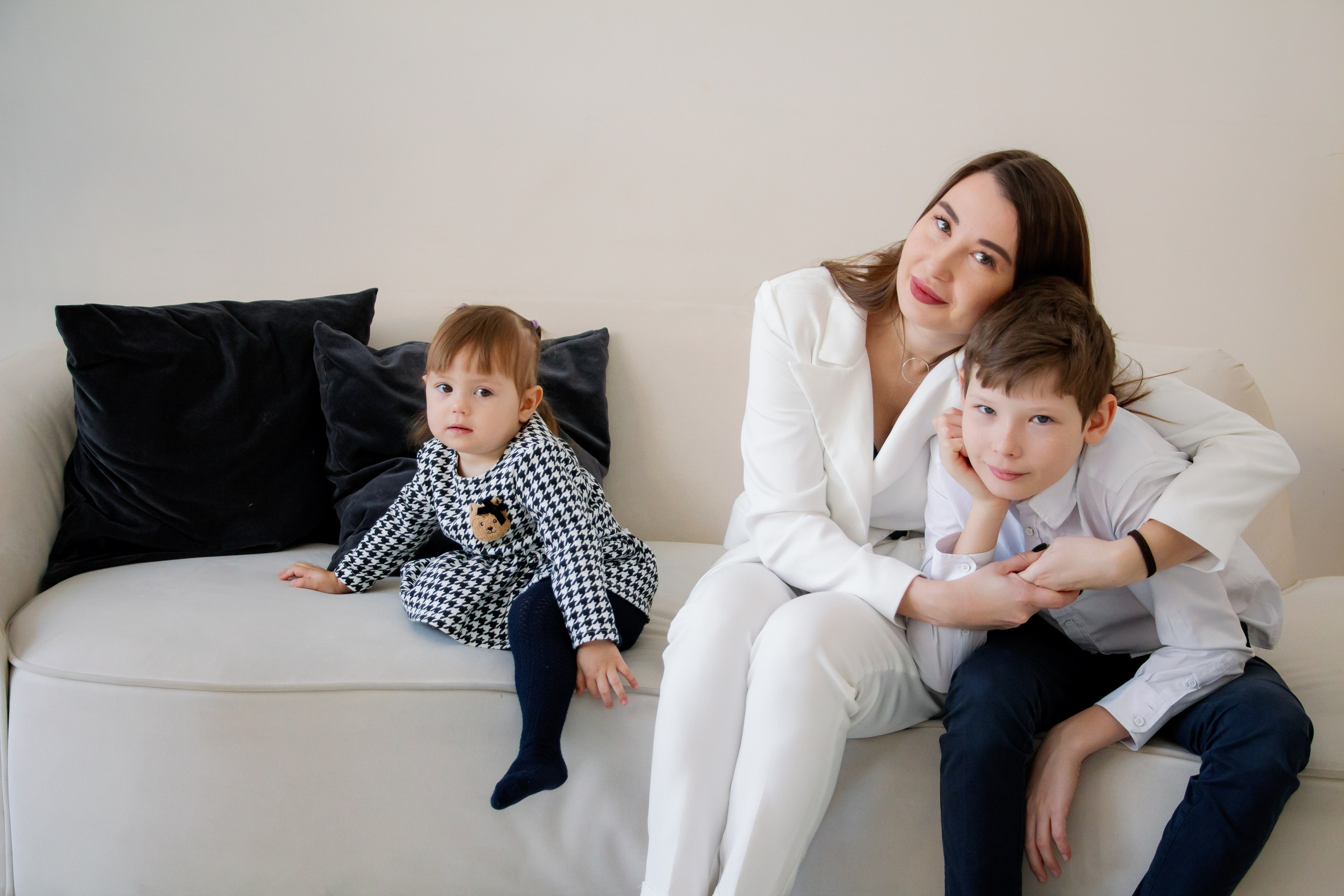 Семейная фотосессия в студии, Екатеринбург. Фотограф в Екатеринбурге Пойгина Елена