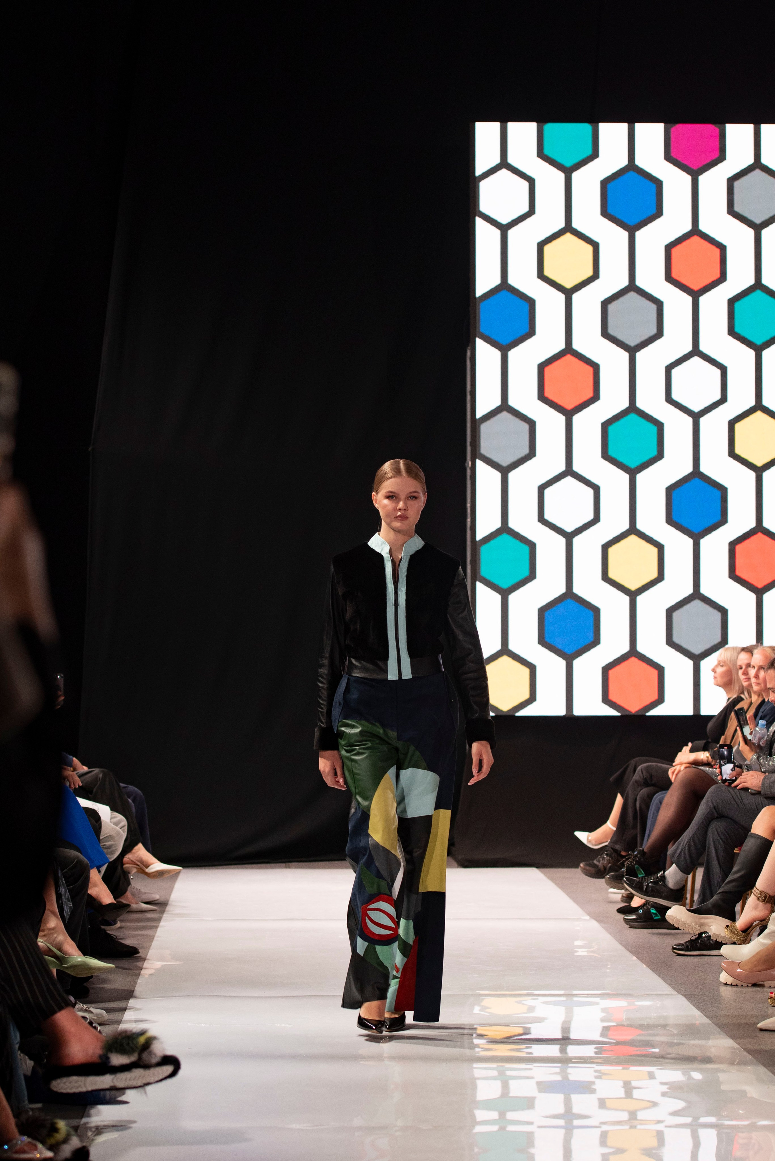 Фотограф на модельный показ. Свадебный, семейный, фэшн фотограф, школьный фотограф в Сочи