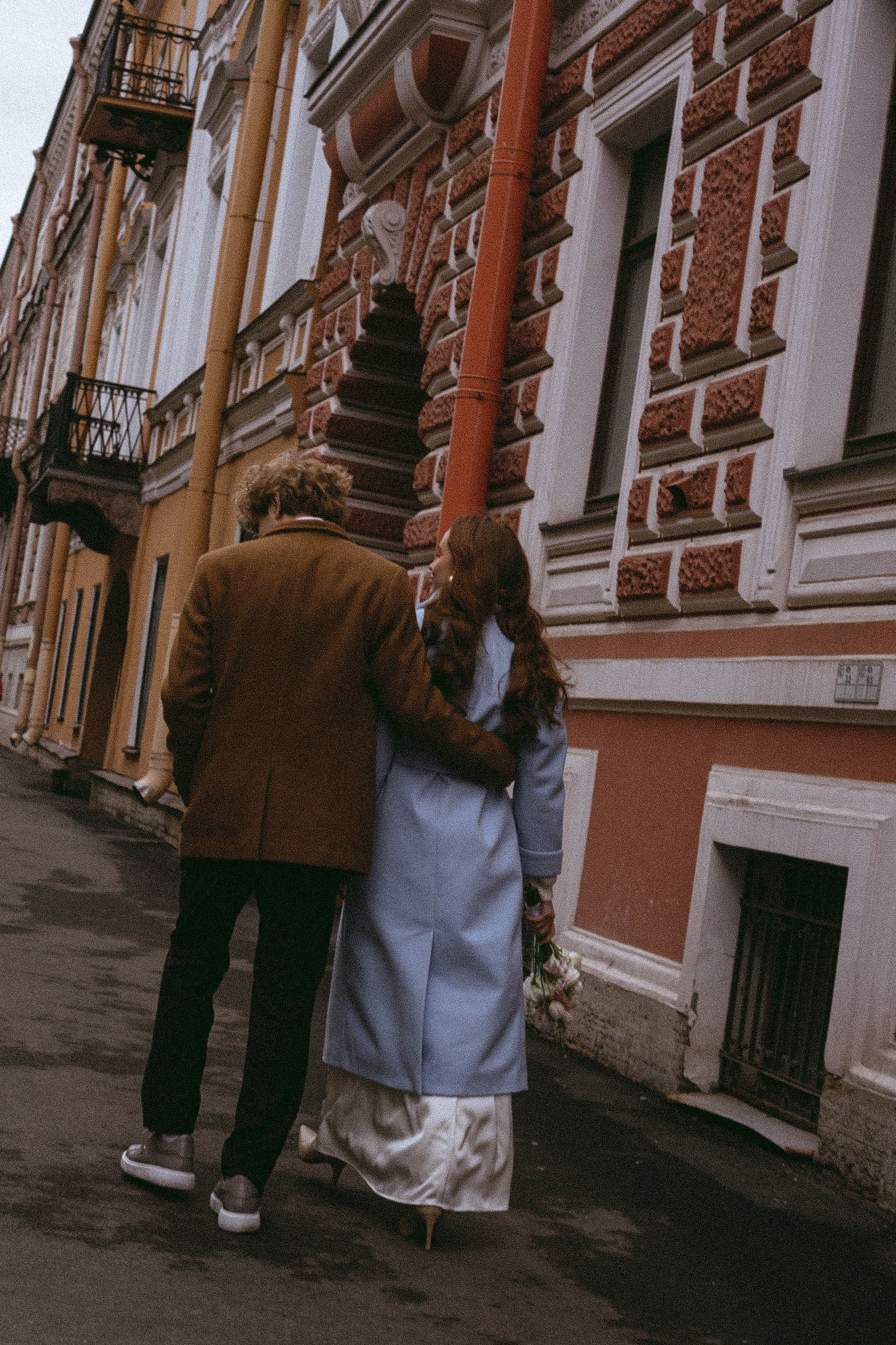 СВАДЕБНАЯ ПРОГУЛКА ПО ПЕТРОГРАДКЕ ВЕСНОЙ (ФОТОСЕССИИЯ ПАРЫ СВАДЕБНАЯ). Профессиональный фотограф, Санкт-Петербург — Виктория Богомолова