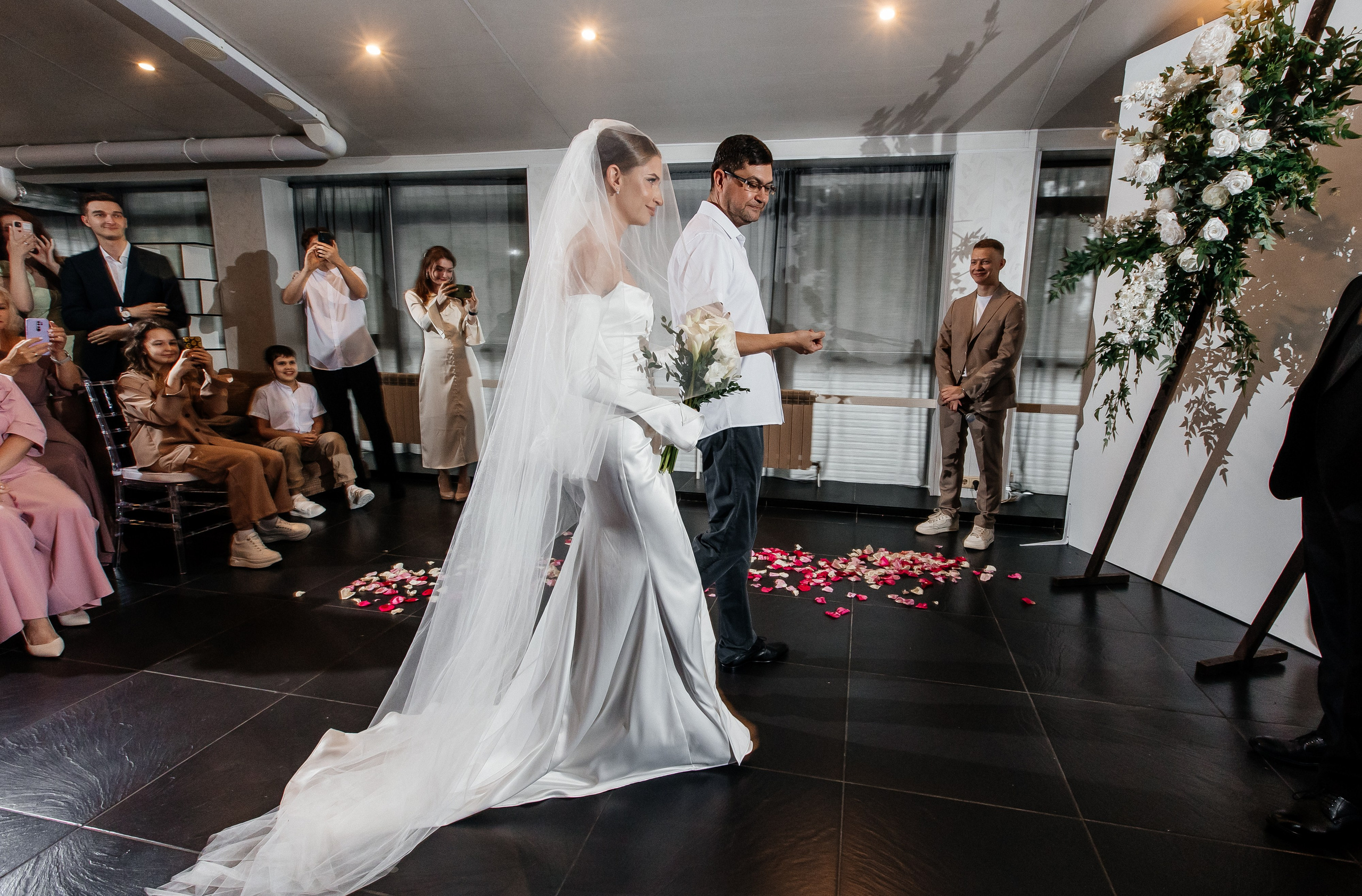 Антон и Лиза 2024. Свадебный и портретный фотограф Алина Иванова. Екатеринбург-Москва