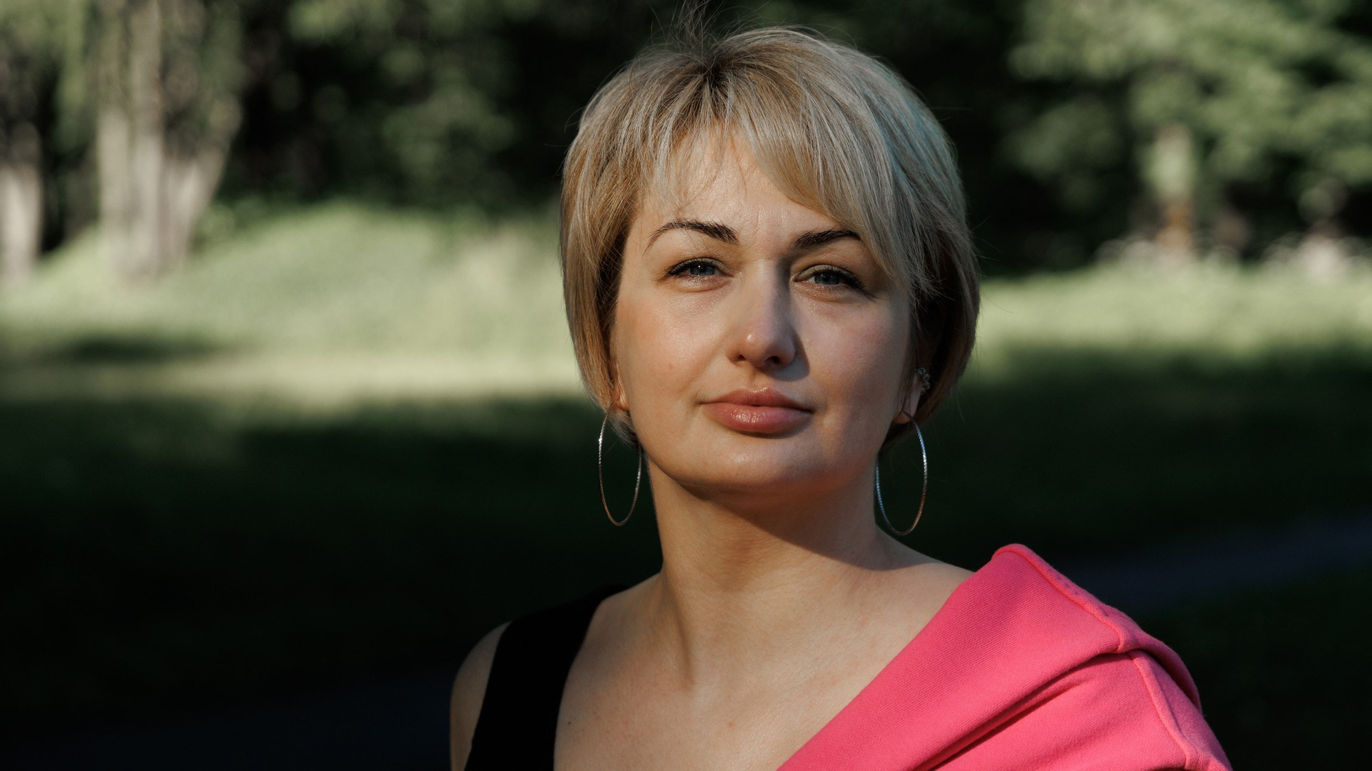 Татьяна, прогулка в парке Ильинка. Свадебный и семейный фотограф в г. Волхов Алексей Кочерыжкин