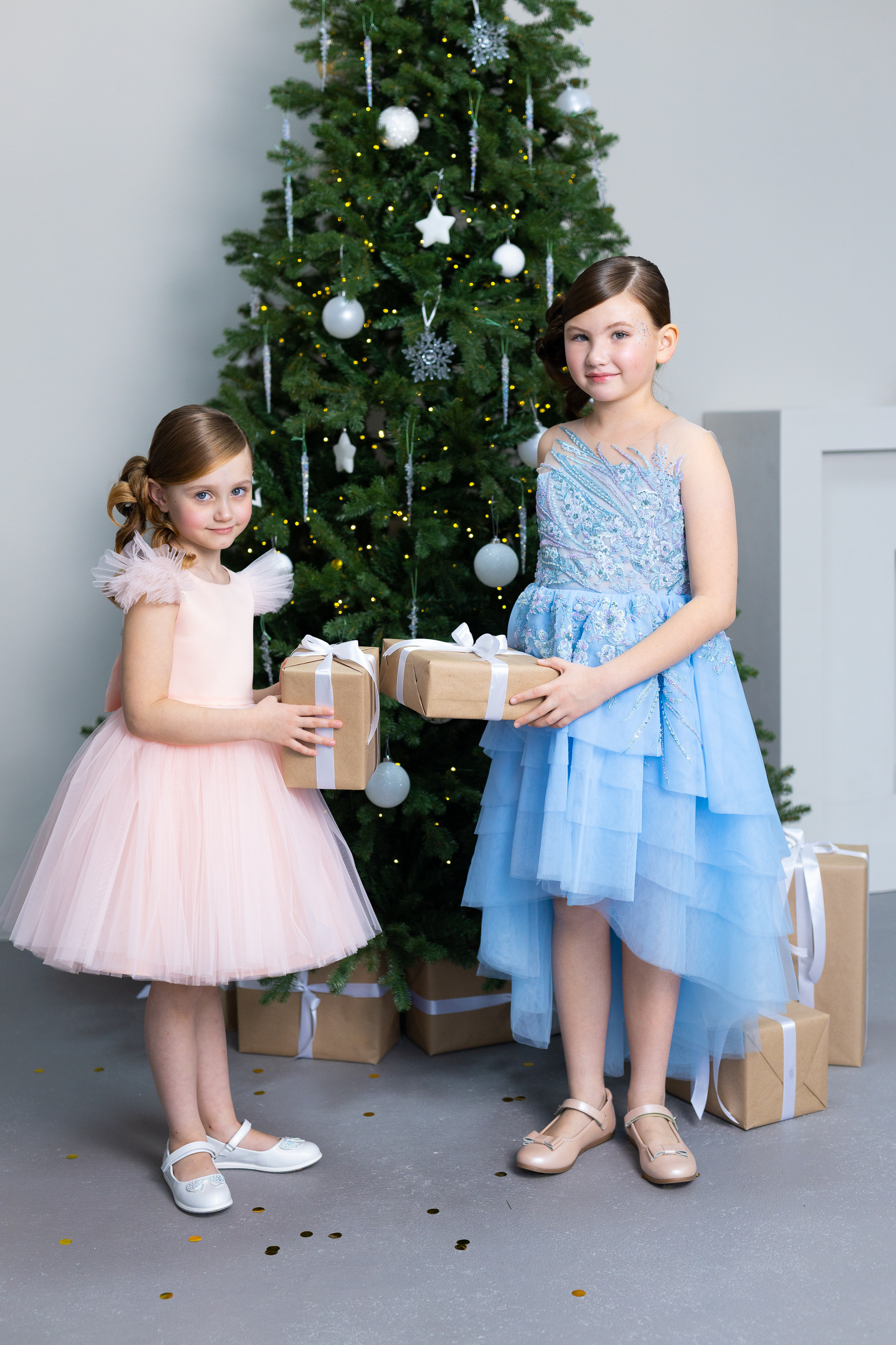 Рекламная съемка дизайнерский платьев. Модельная студия MIA Models