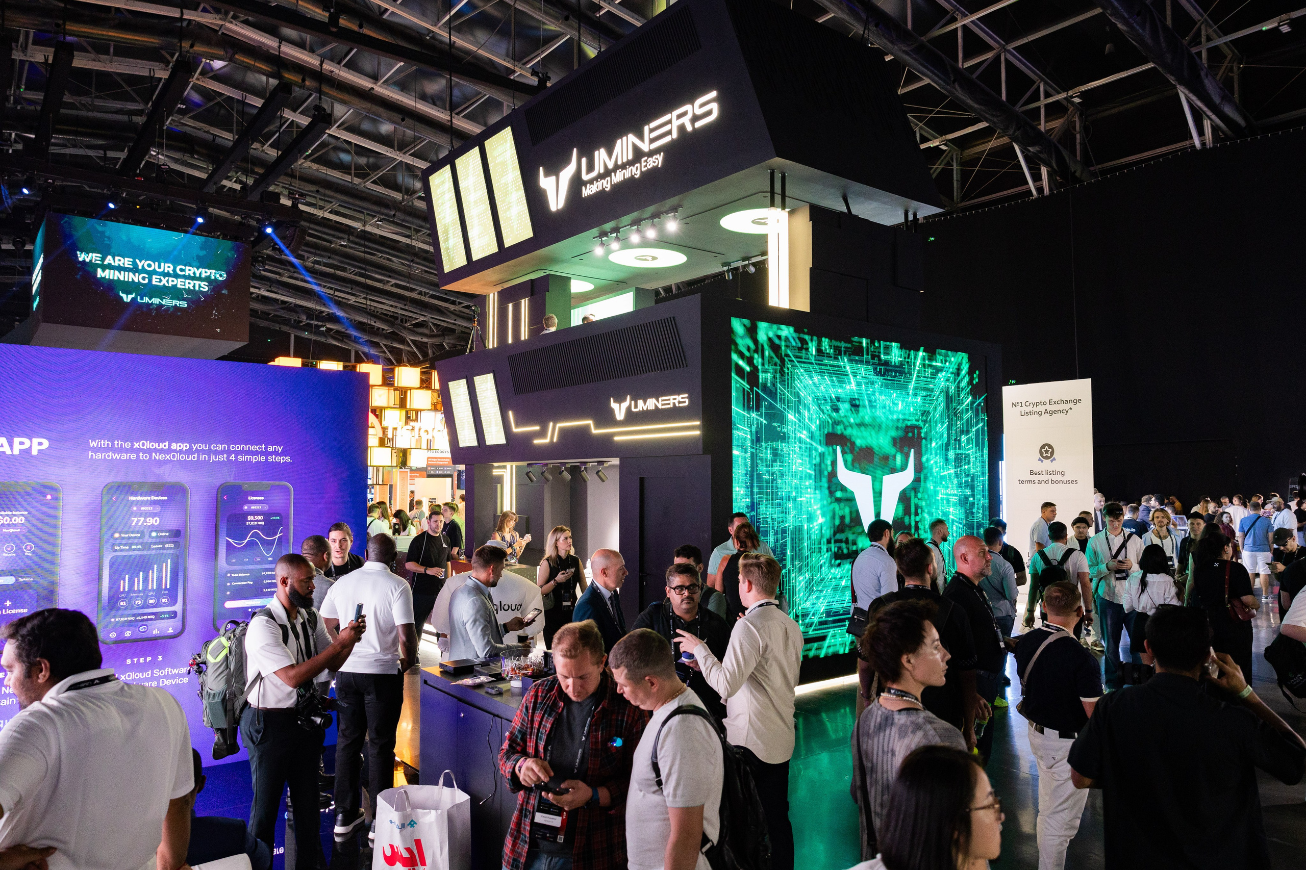 Conferences and expo photoshoot. Professional event photographer Ruslan Davletberdin