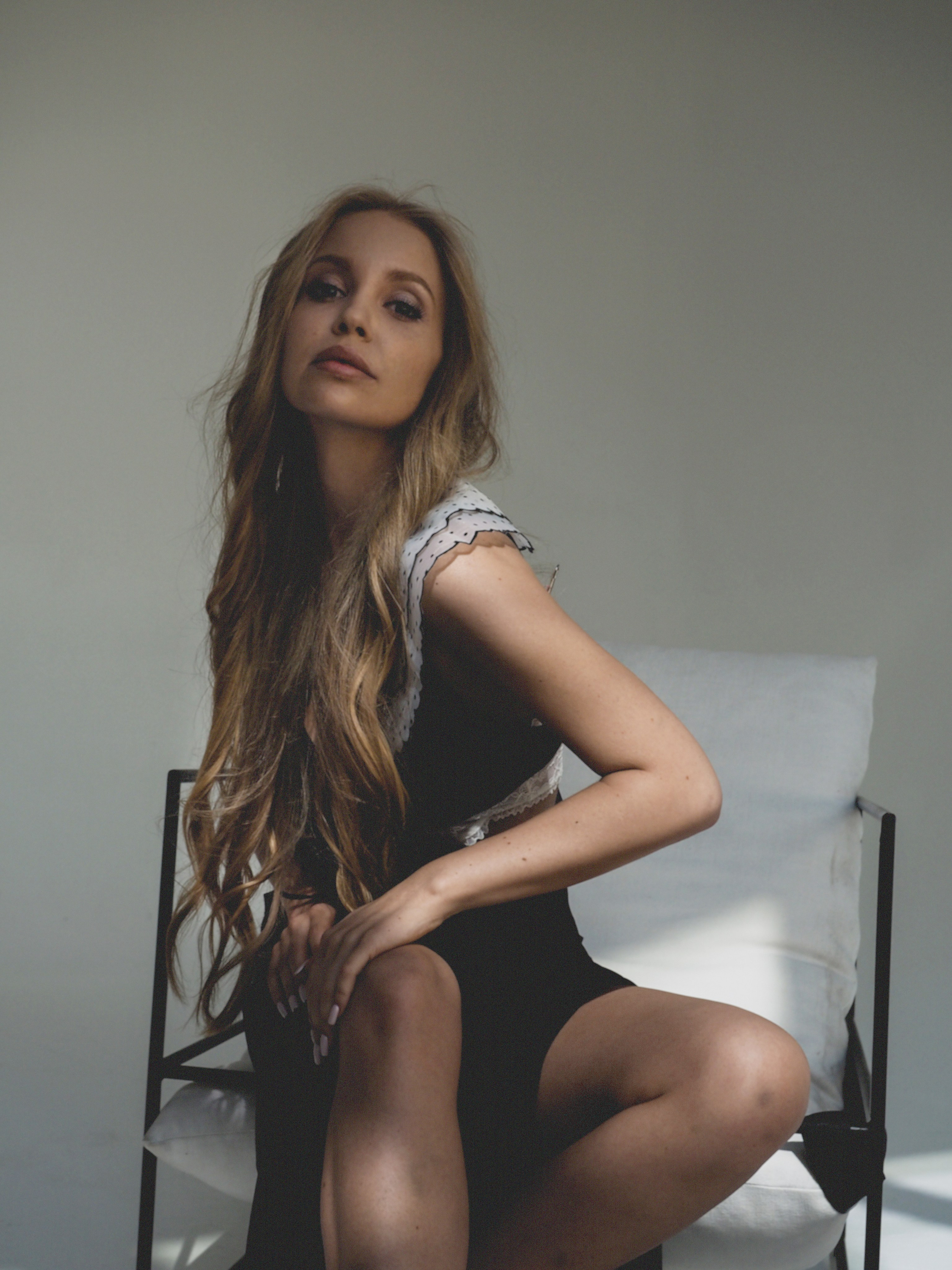 ПОРТРЕТ. ОЛЬГА РЭД: ВЫВОЖУ ЛИЧНОСТИ В МАСШТАБ | Лайф-коуч, Маркетолог и Арт-фотограф | Москва