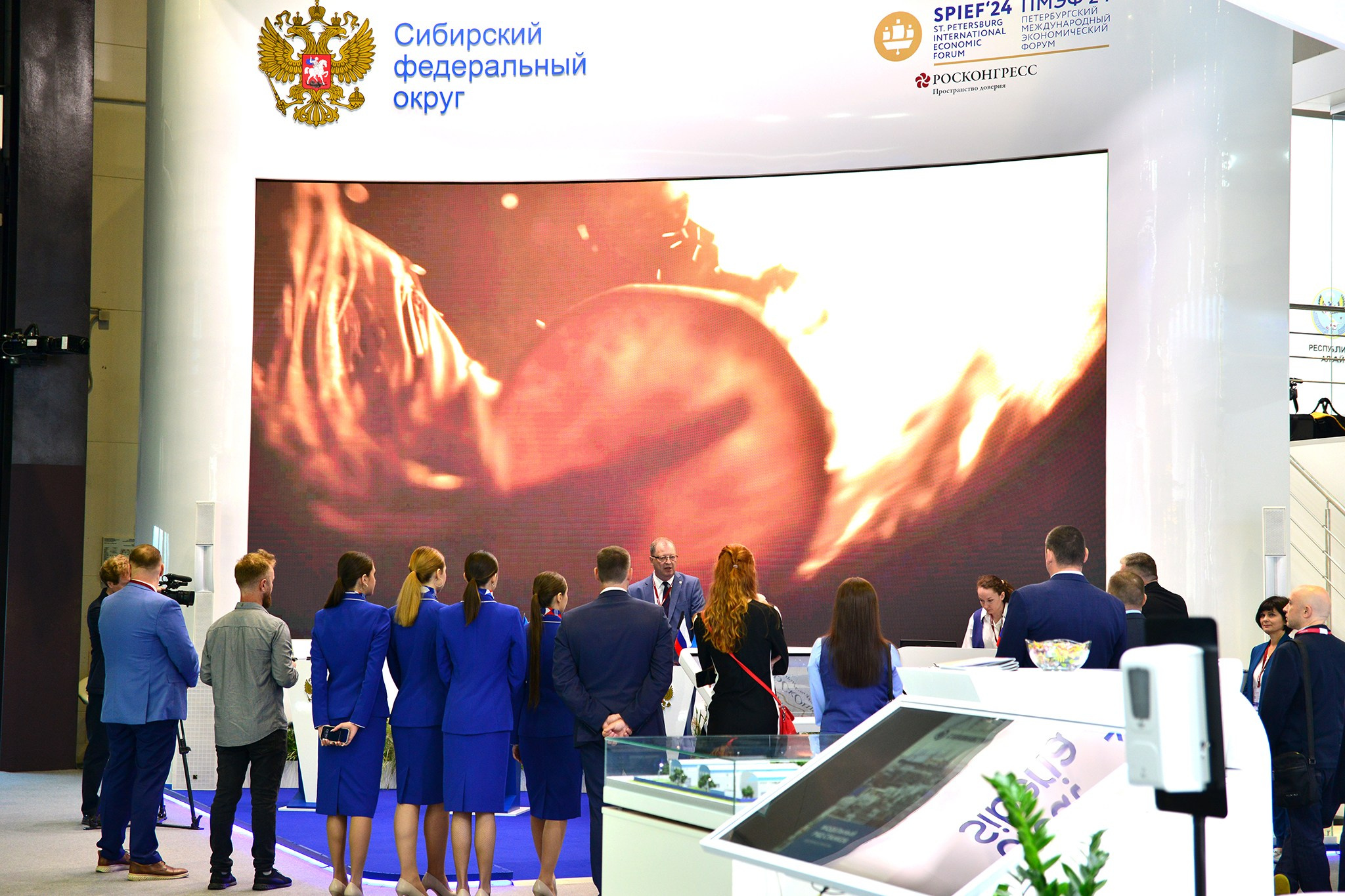 ПМЭФ. Июнь 24. Репортажный фотограф в Санкт-Петербурге Анастасия Клёпова