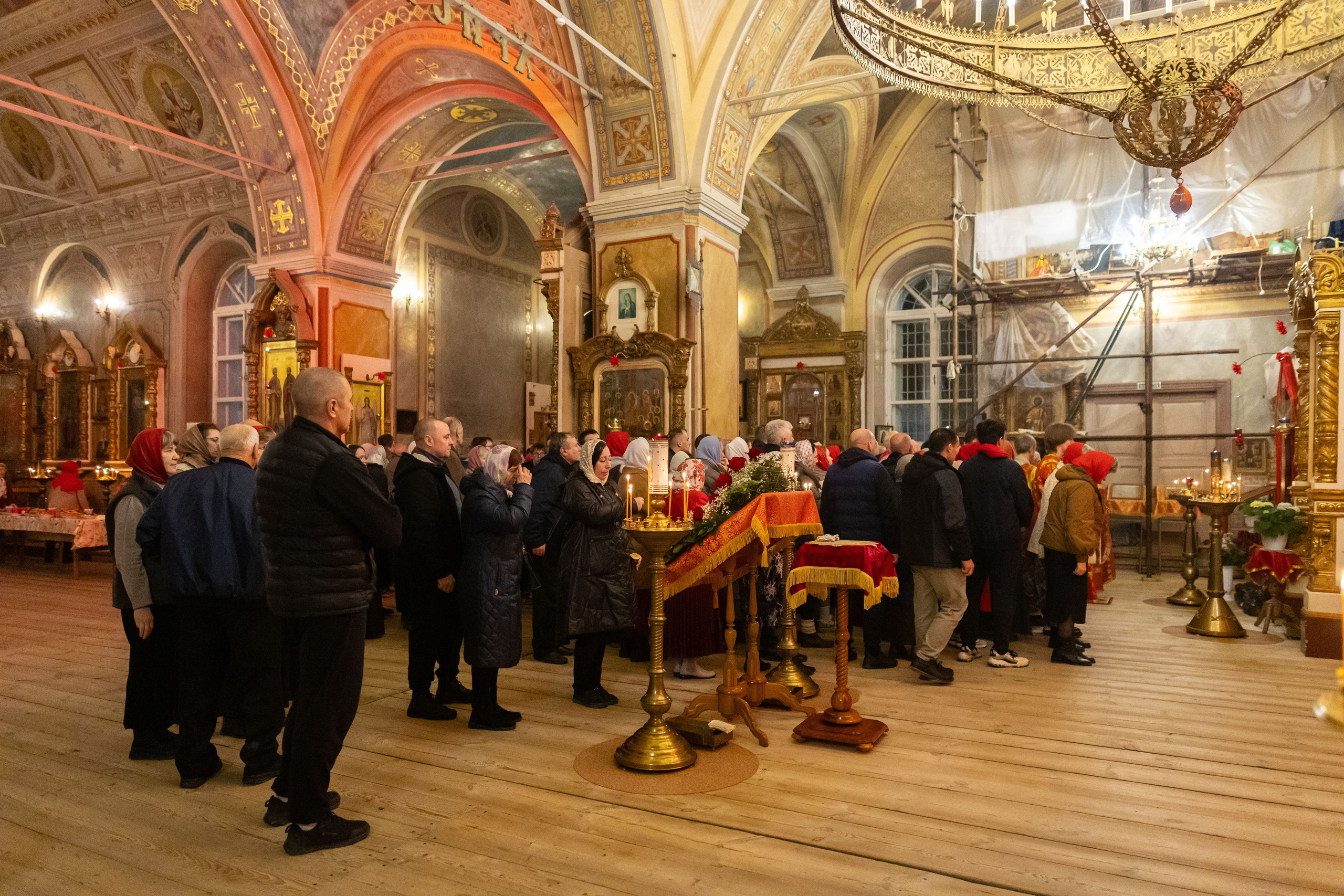 Пасха Воскресенский храм с Ашитково. Семейный и детский фотограф Анна Петракова