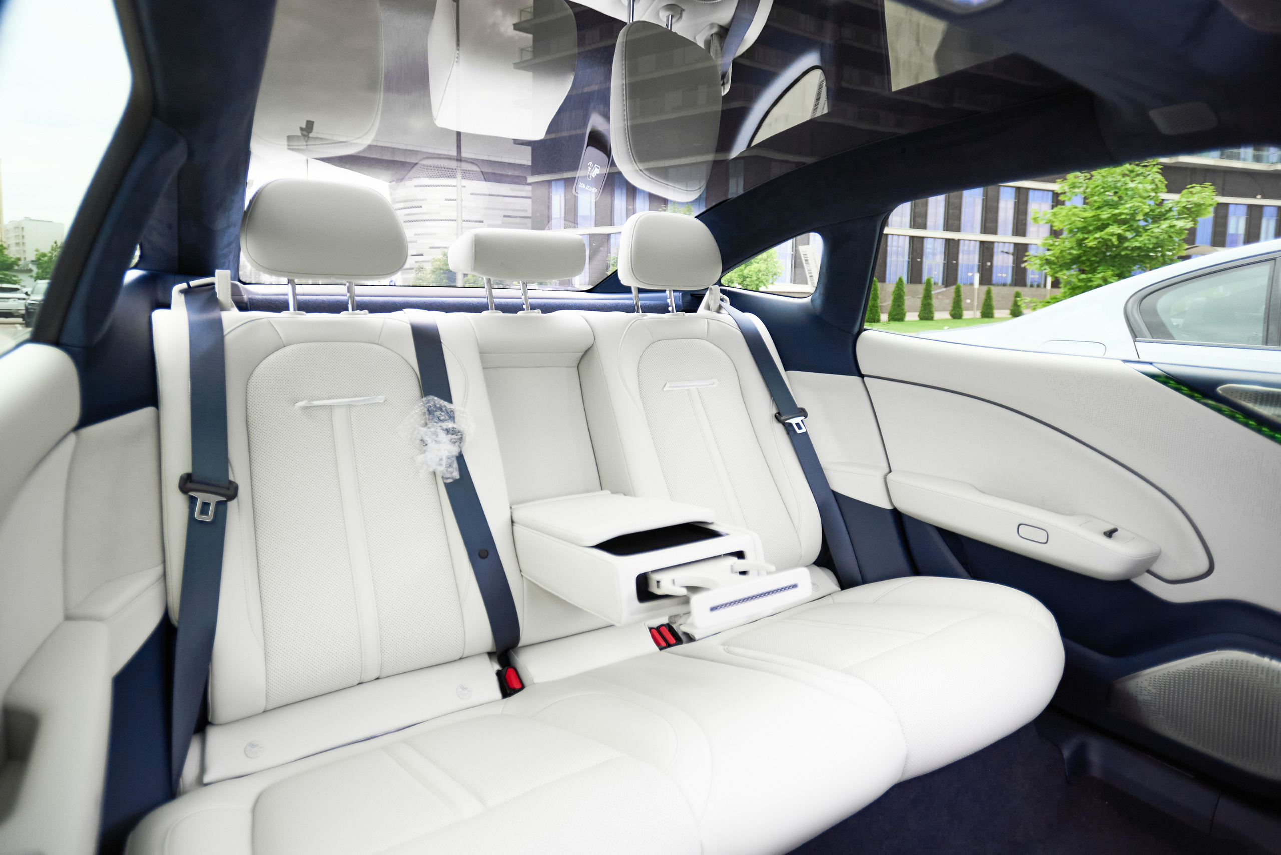 Zeekr 007. Автомобильный и интерьерный фотограф в Минске Александр Тагаев