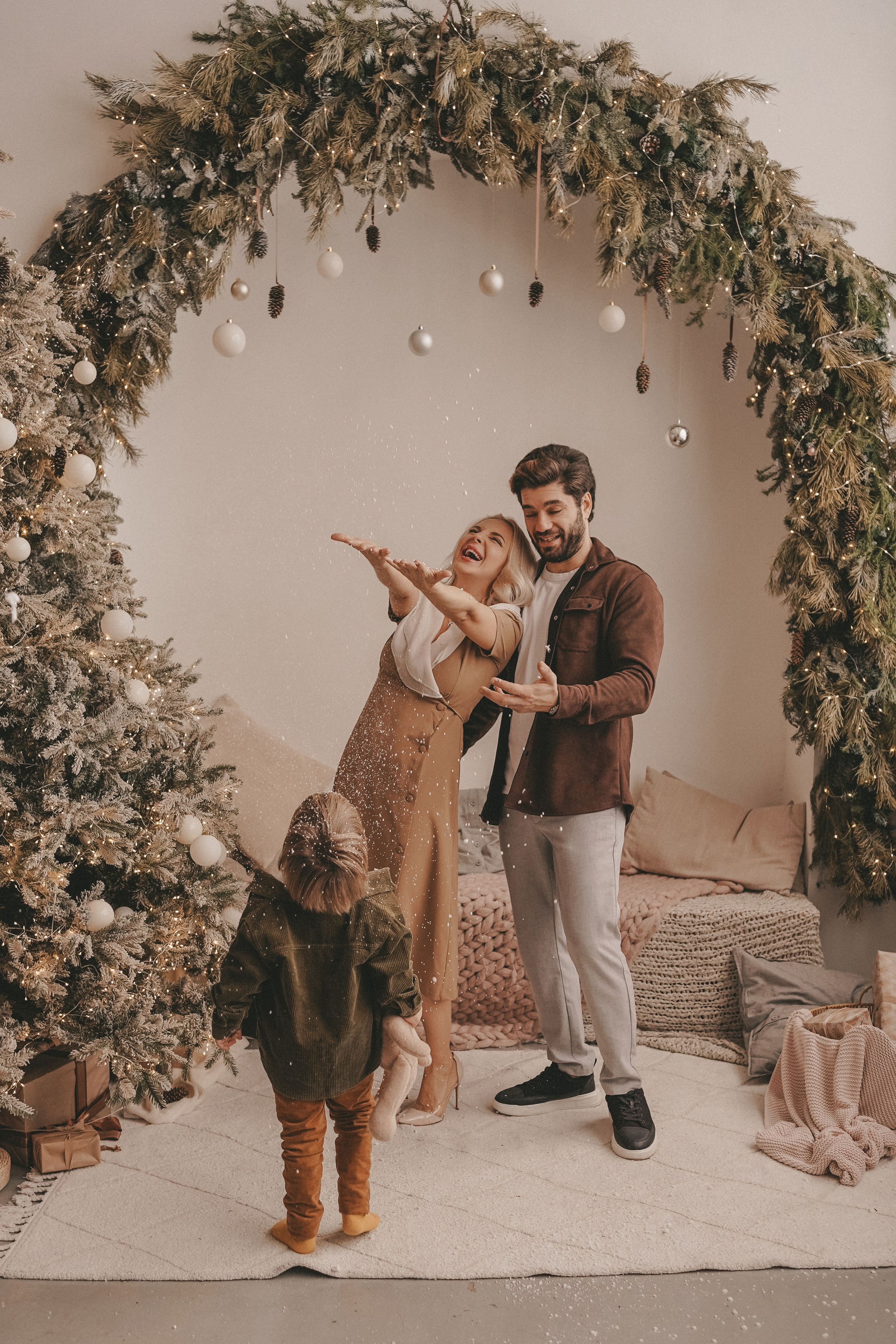 Семейные фотосессии в студии. Семейный фотограф в Тольятти Екатерина Невзорова