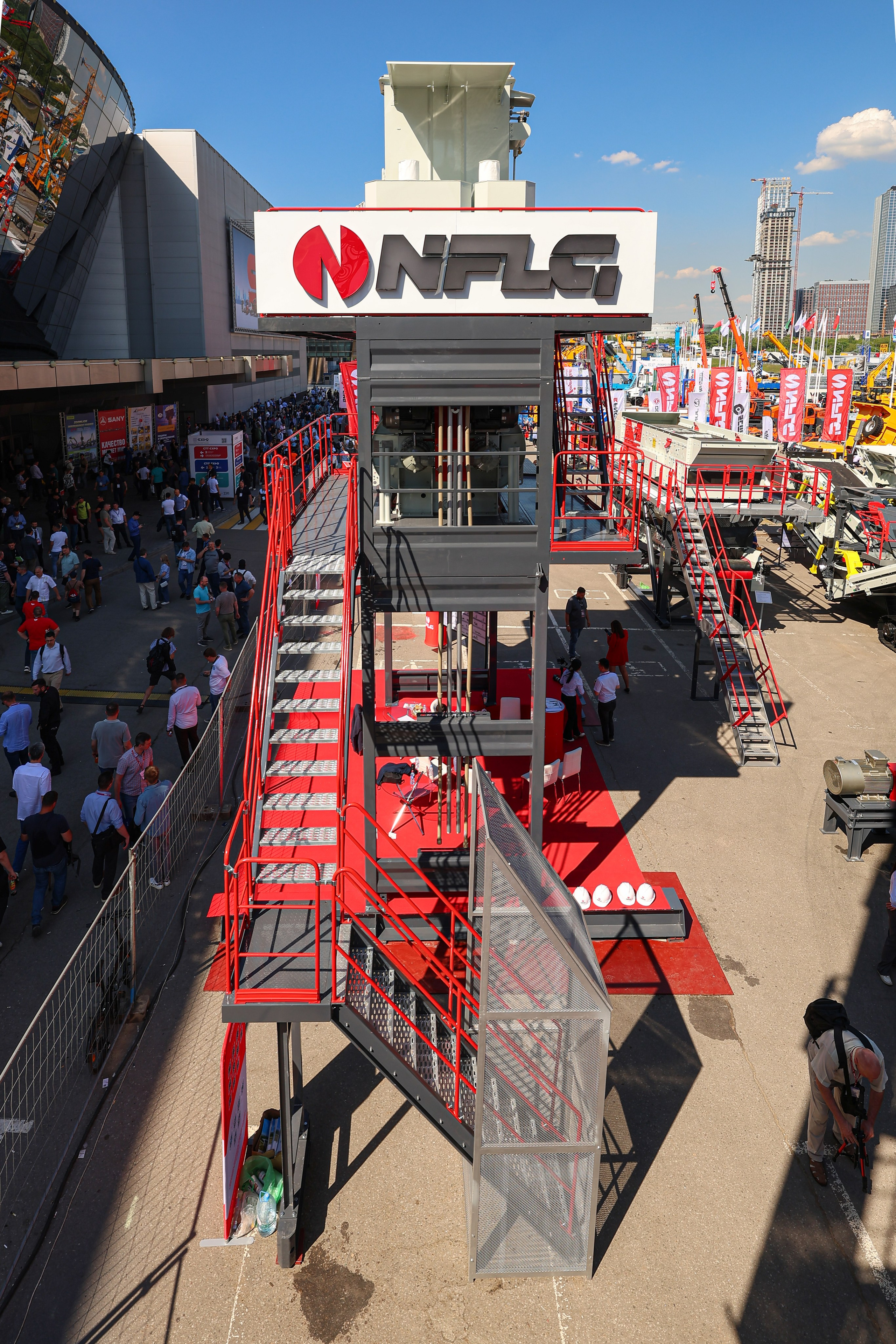 Съёмка стенда на выставке. Фотограф на мероприятие в Москве Марик