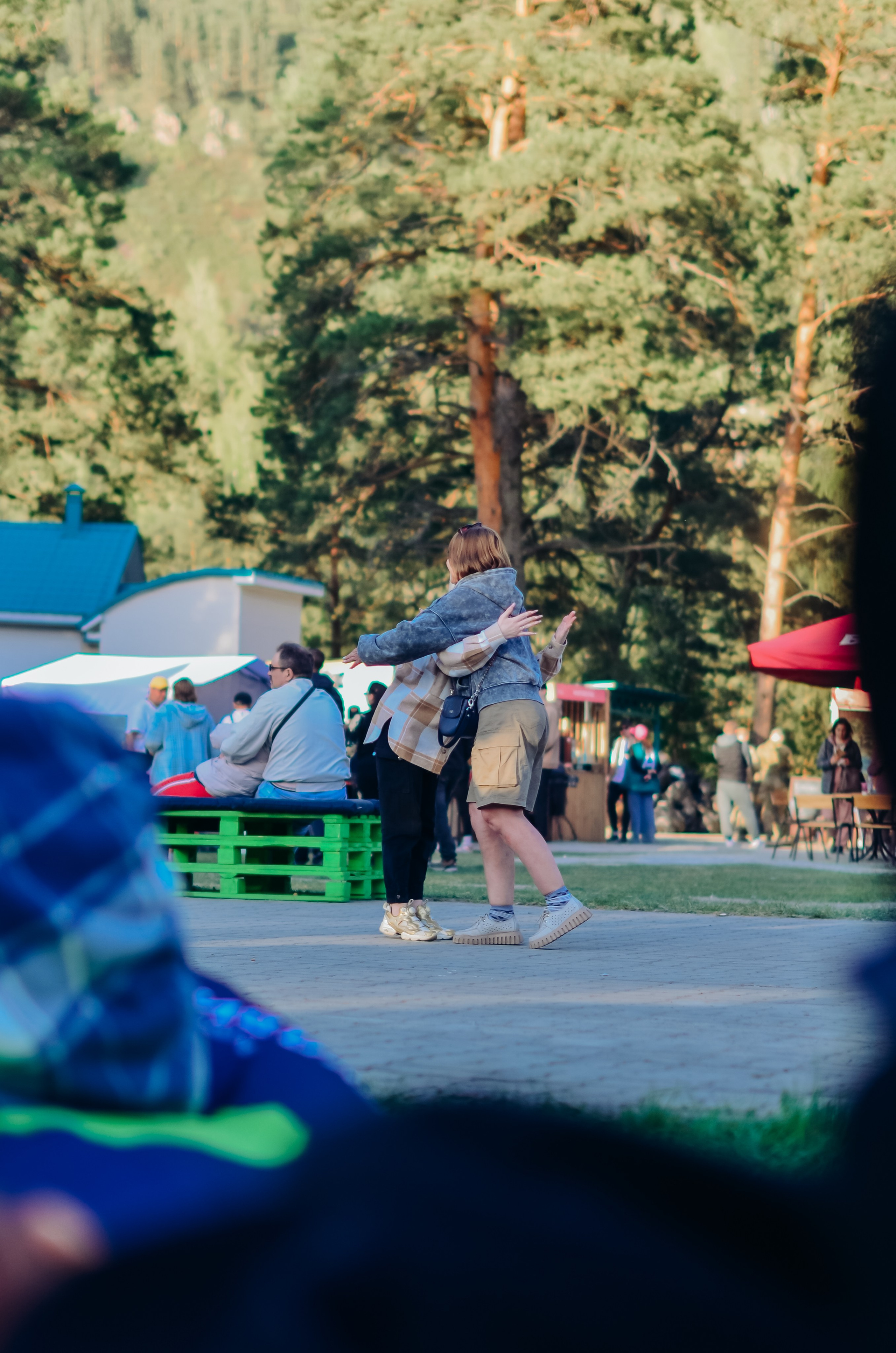Фестиваль «Цветение Маральника на Алтае 2025». Фоторепортаж. Денисова Аля — фотограф для парных съемок и индивидуальных историй в Барнауле
