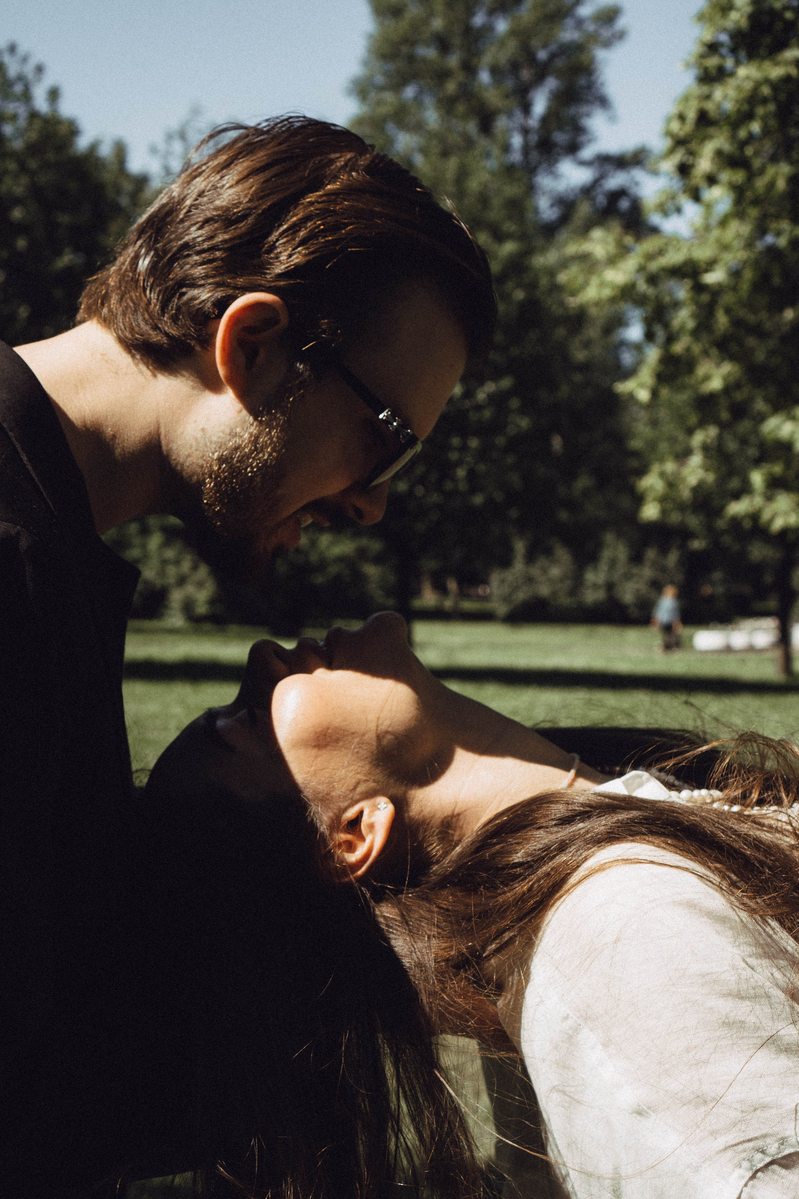 СВАДЕБНАЯ СЬЕМКА В ПАРКЕ ПОБЕДЫ И ПРОГУЛКА ПО МОСКОВСКОМУ ПРОСПЕКТУ. Профессиональный фотограф, Санкт-Петербург — Виктория Богомолова