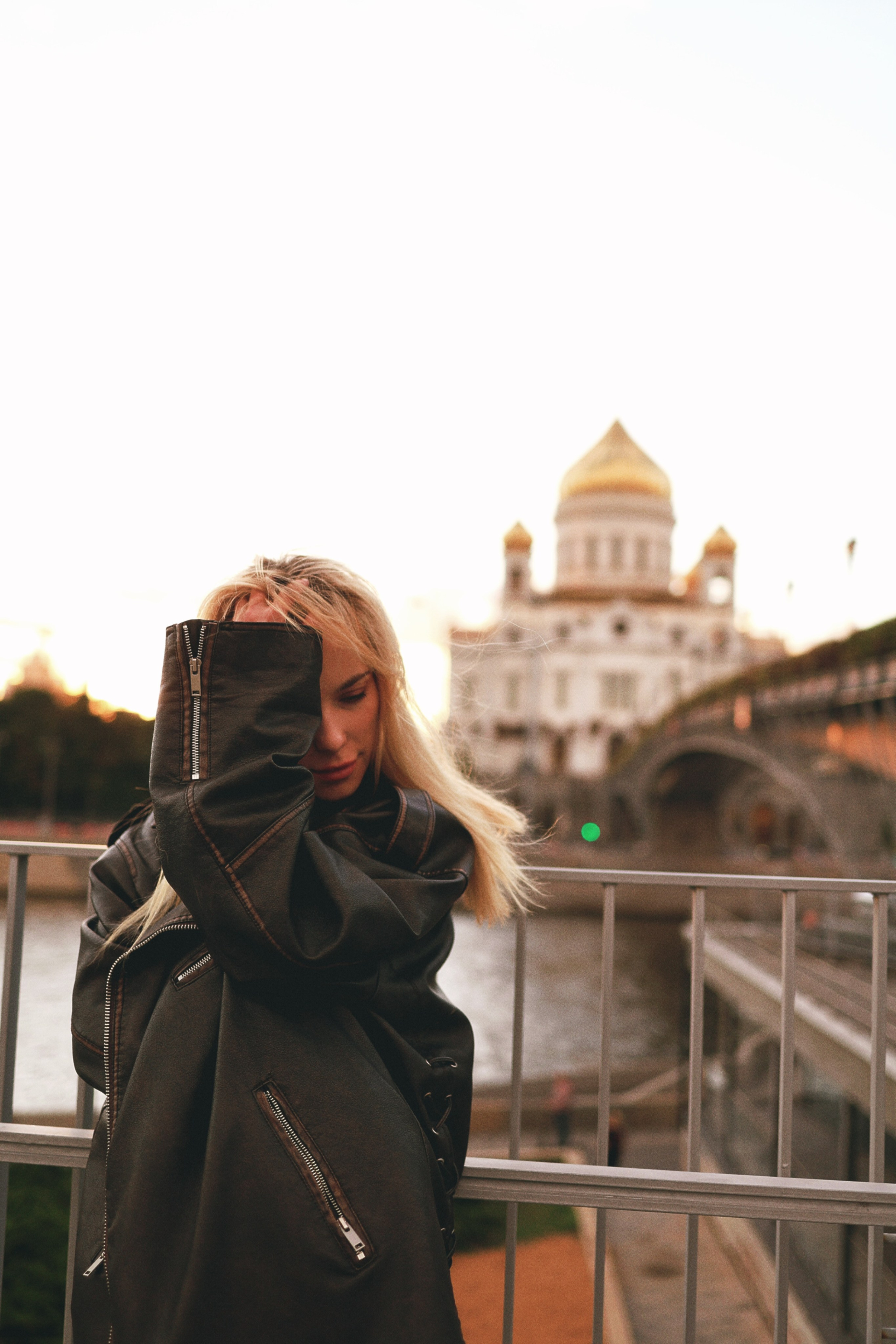 Репортажный, свадебный фотограф в Москве, уличные и студийные фотосессии