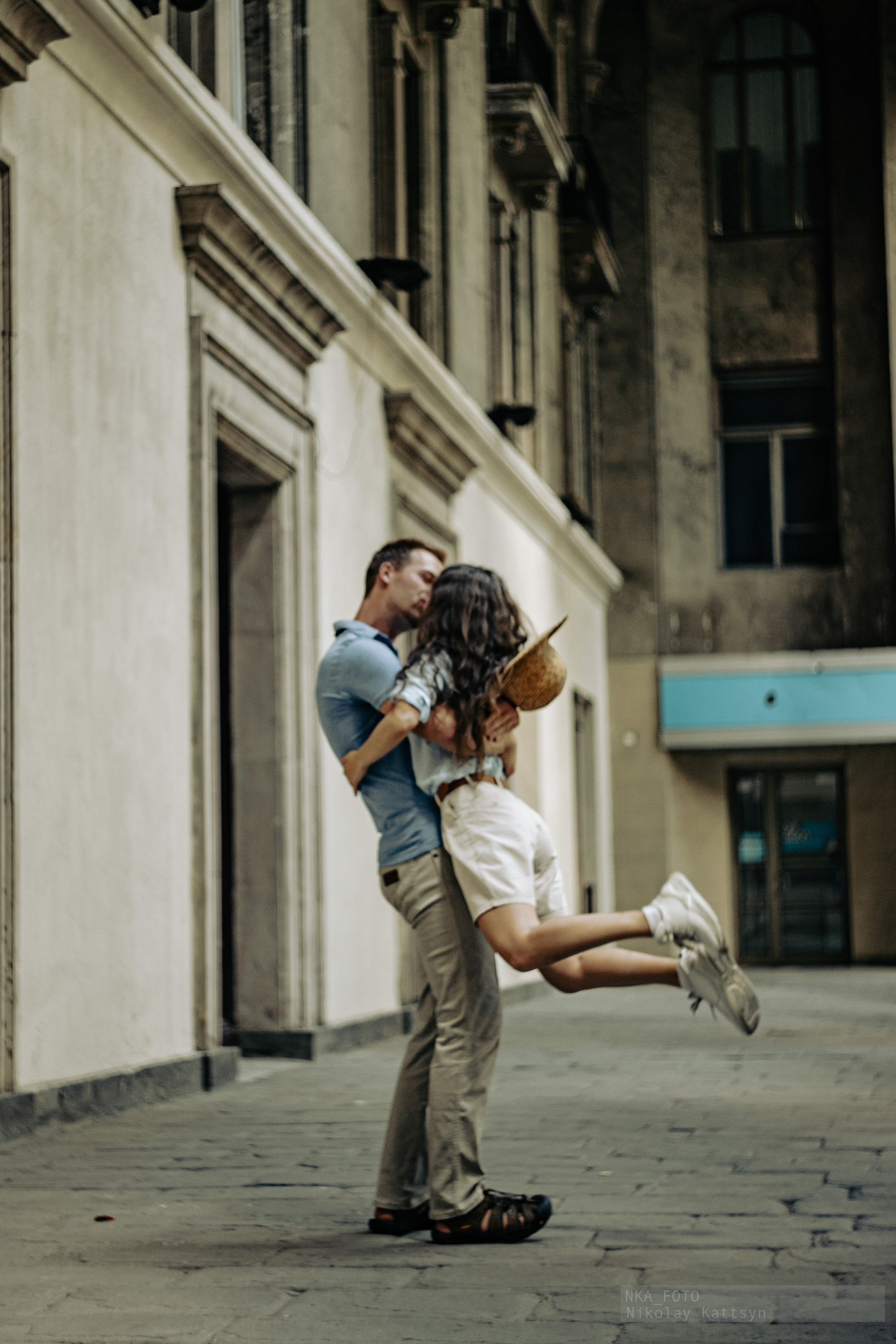 Пара в городе Тбилиси. Фотограф в Москве портреты | репортажи | спорт