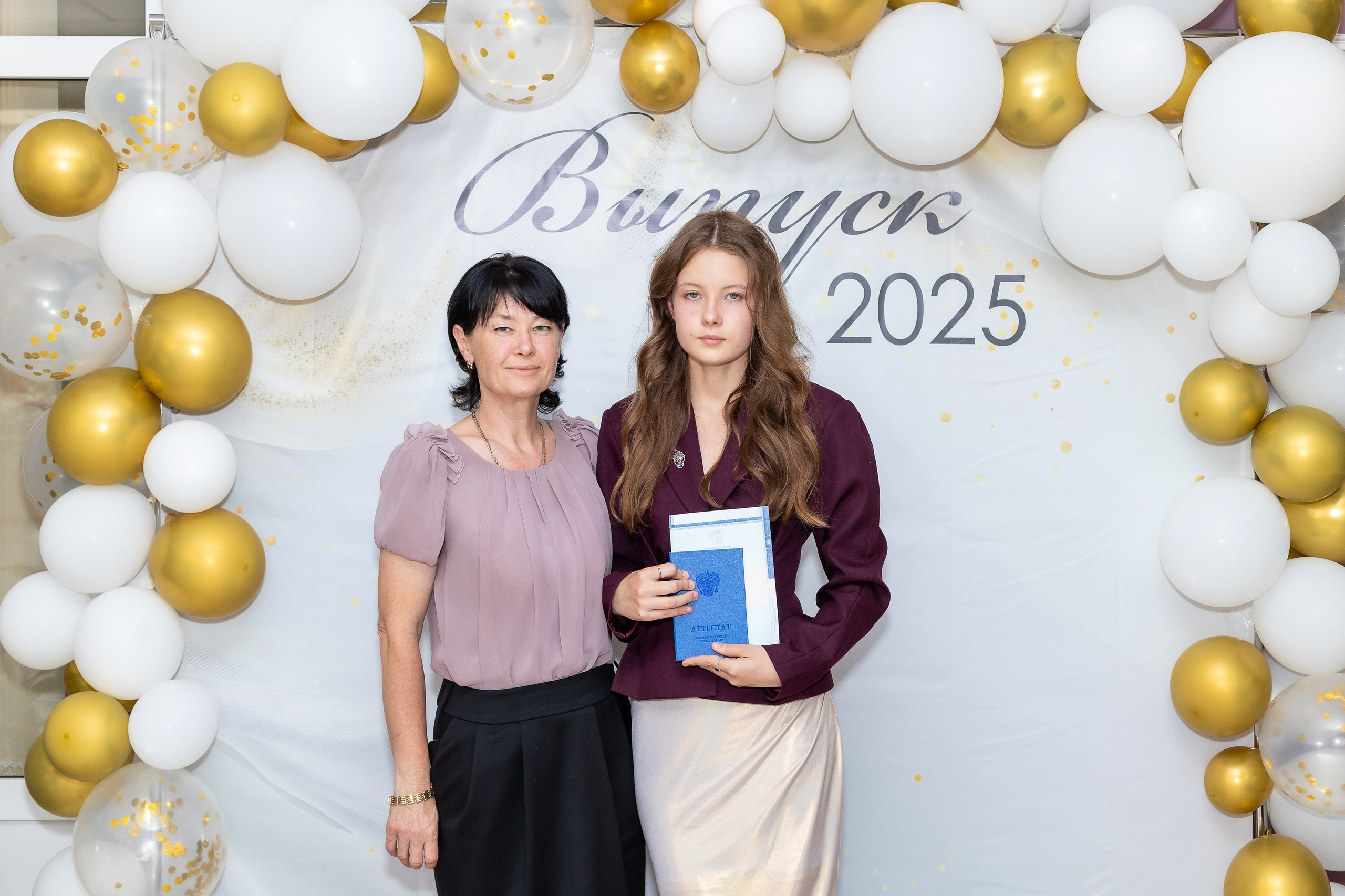 Вручение аттестата 2025. Выпускные альбомы Майкоп, Краснодар Елена Золотарева