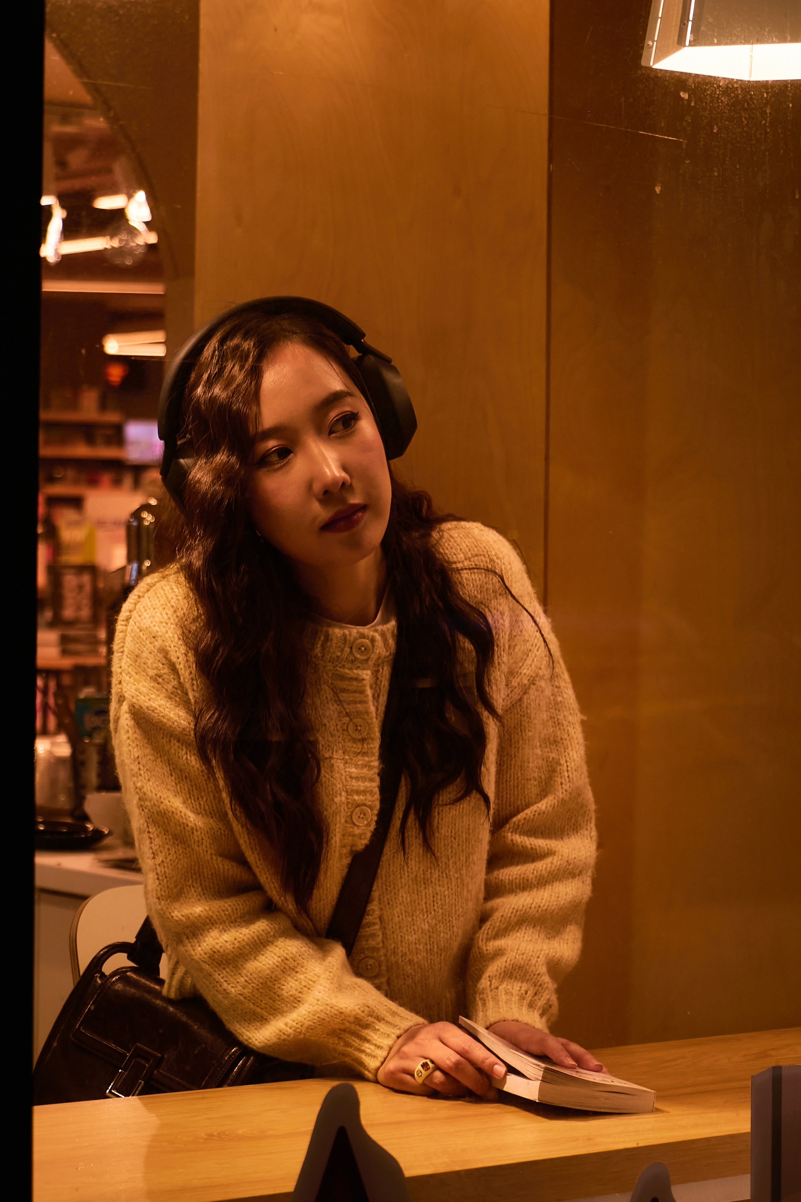 Bigul|tracks and tales