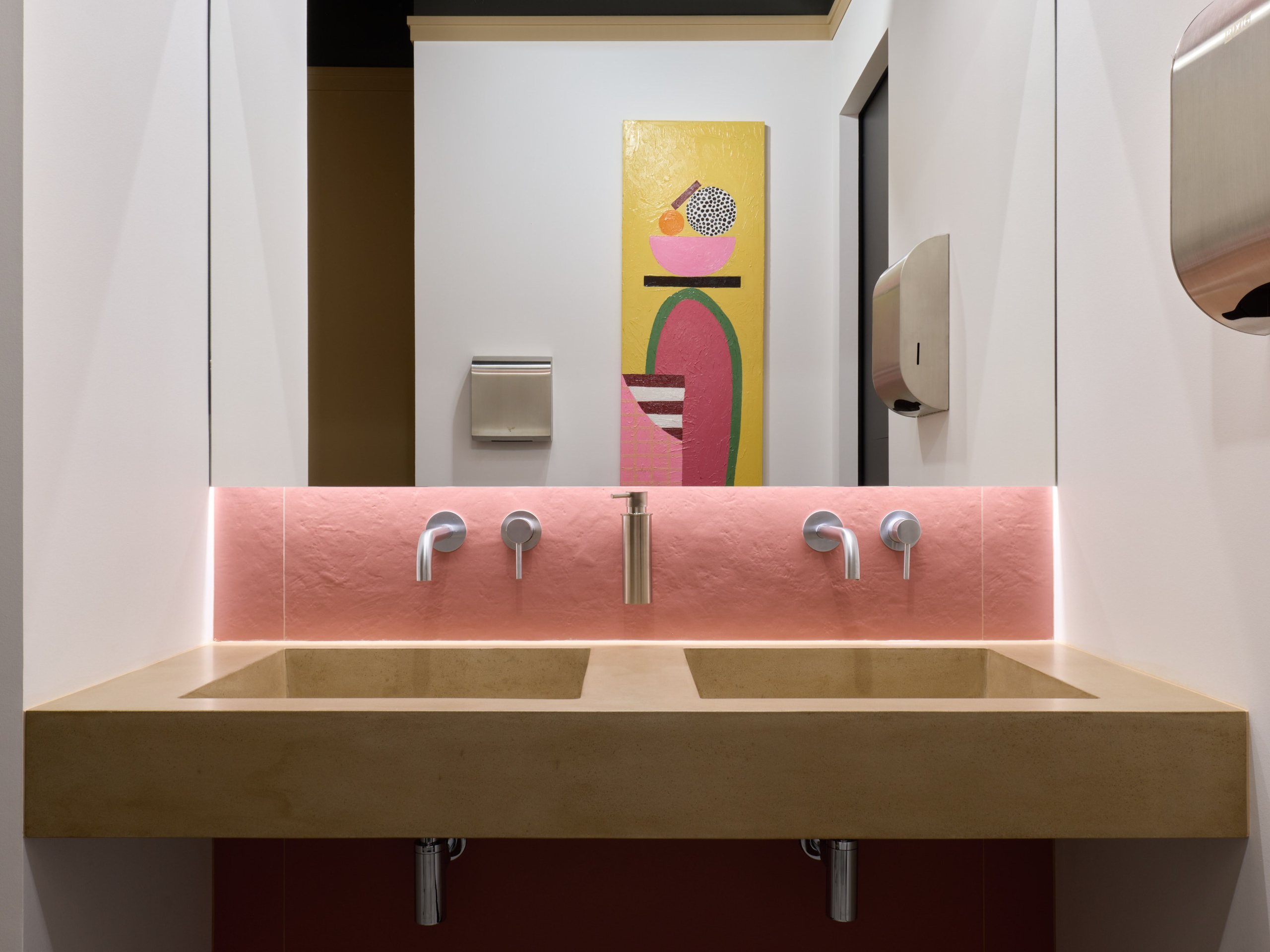 Современный офис в Екатеринбурге. Интерьерный фотограф. Фотограф архитектуры