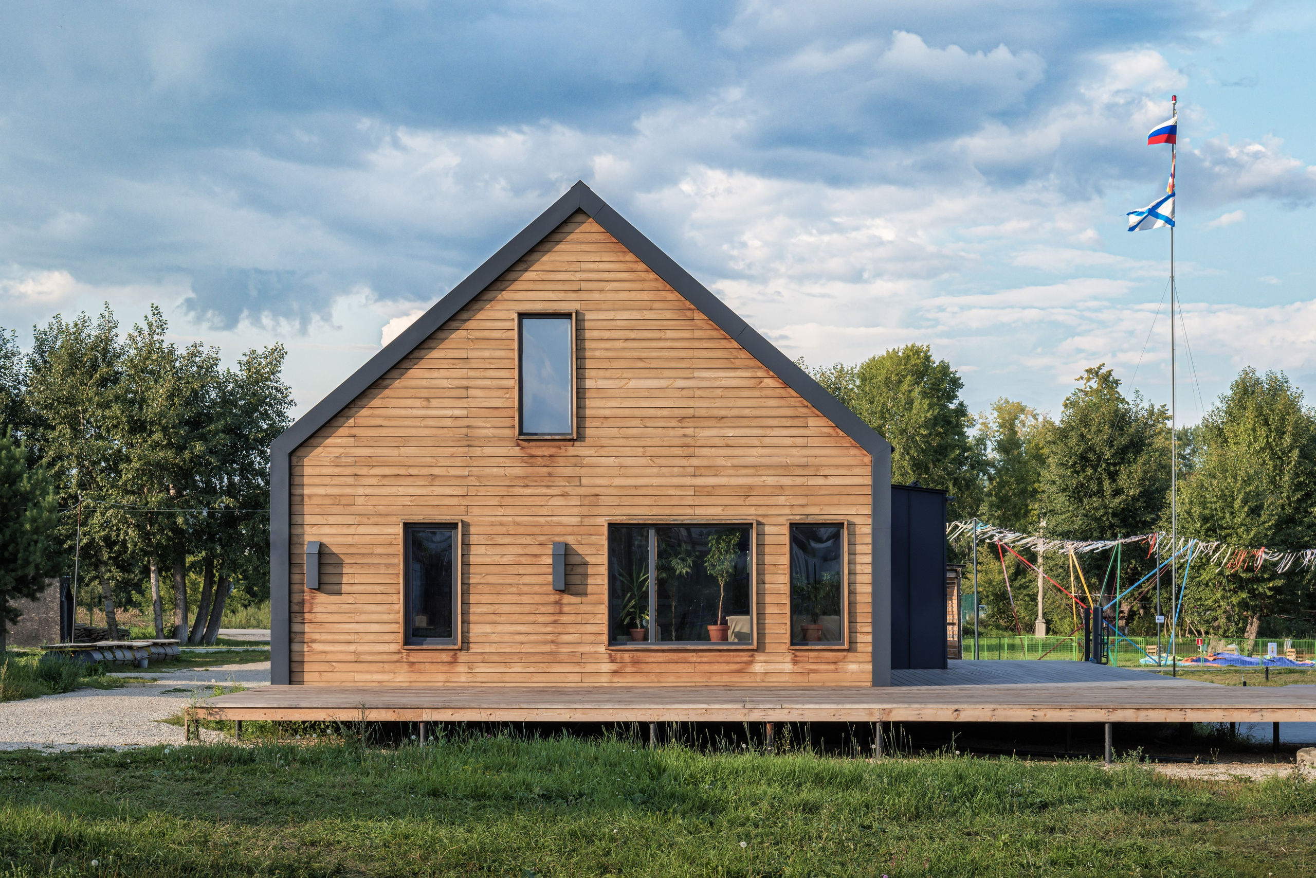 Кафе в городе Ревда. Водная станция. Интерьерный фотограф. Фотограф архитектуры