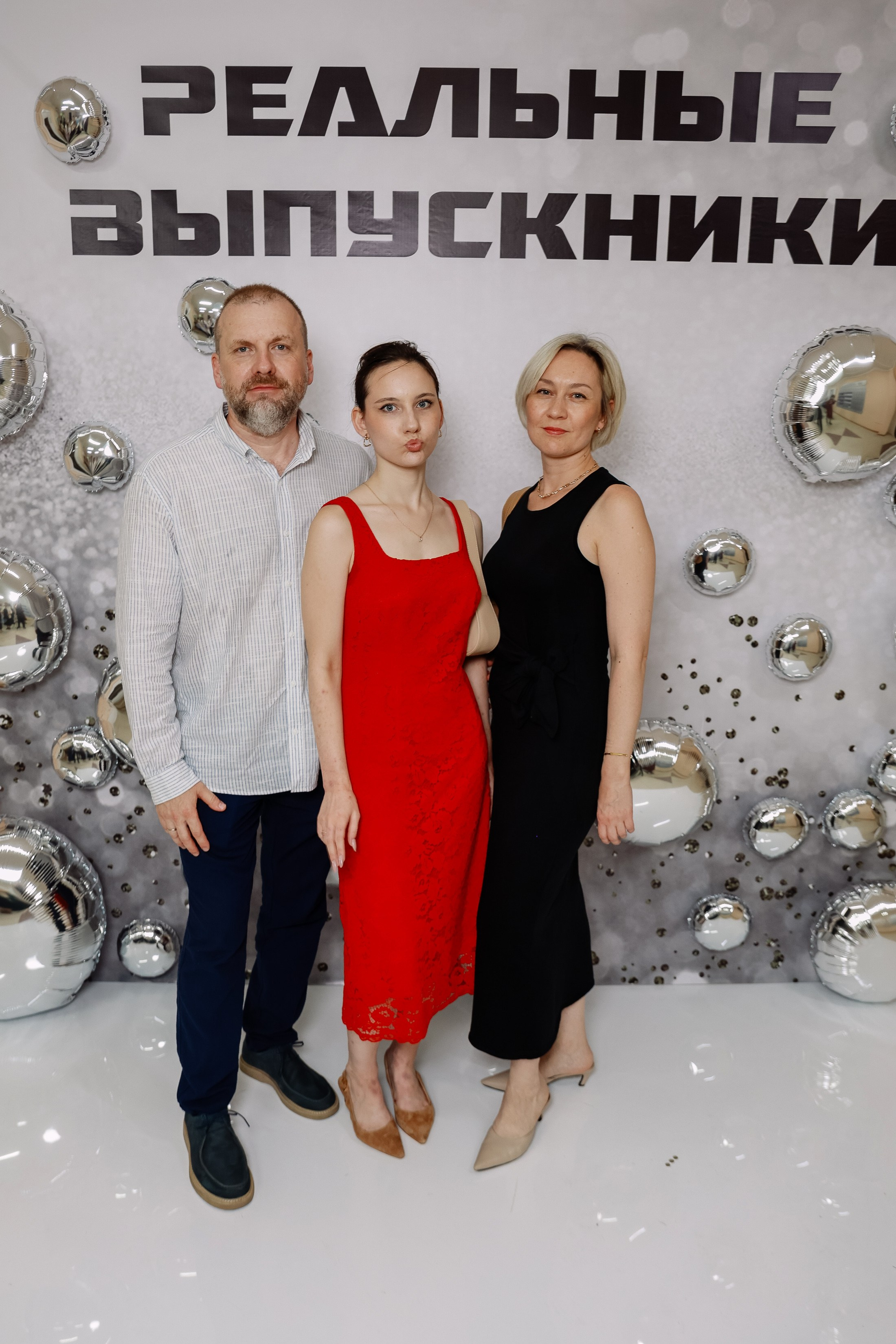 Выдача Аттестатов школа 210. Фотограф Юлия Мальцева