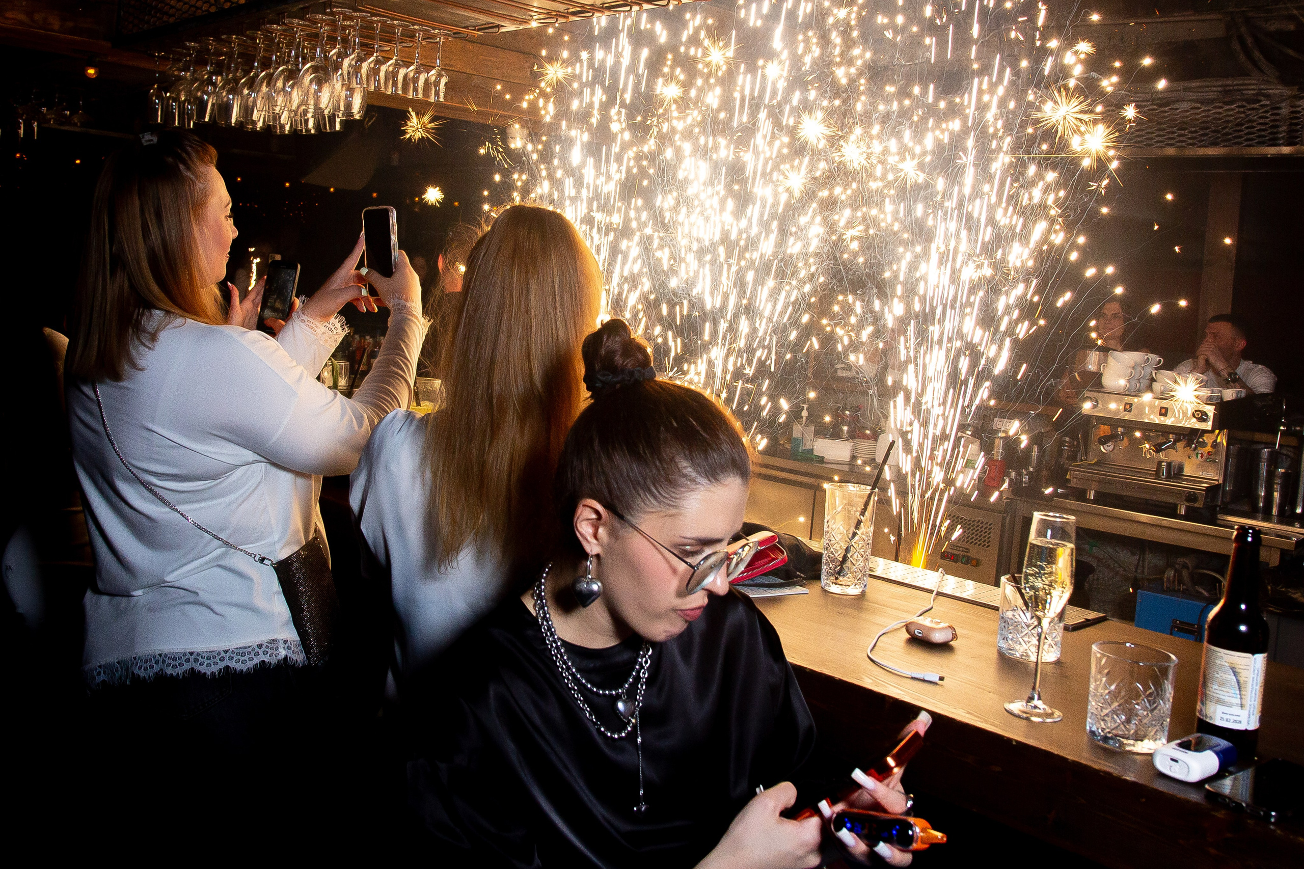 Концерт VA.NO | QUEST PISTOLS SHOW. Репортажный фотограф в Ялте Алексей Семёнов