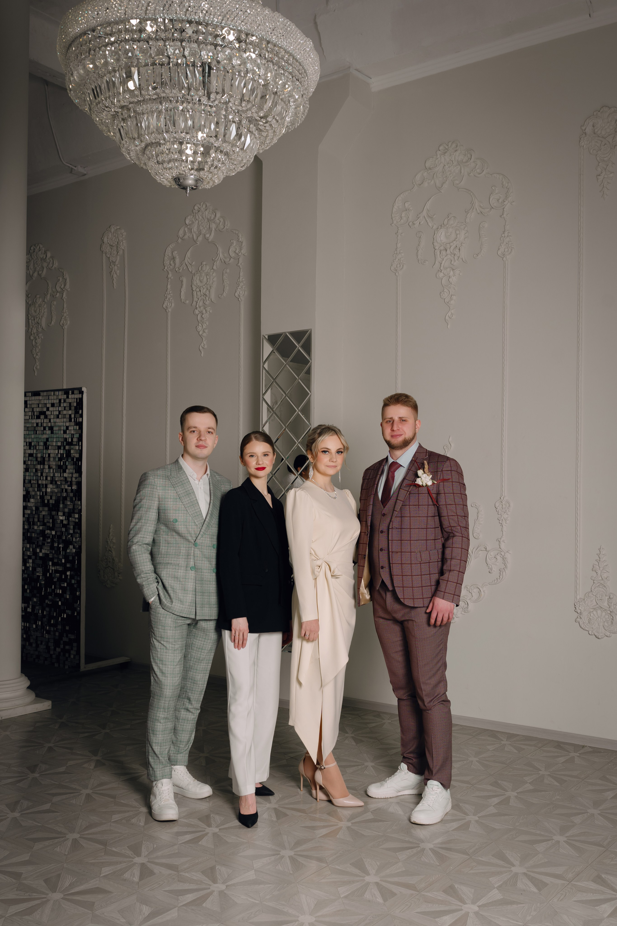 Свадебная фотосессия в студии. Фотограф Ким Наталья в Красноярске