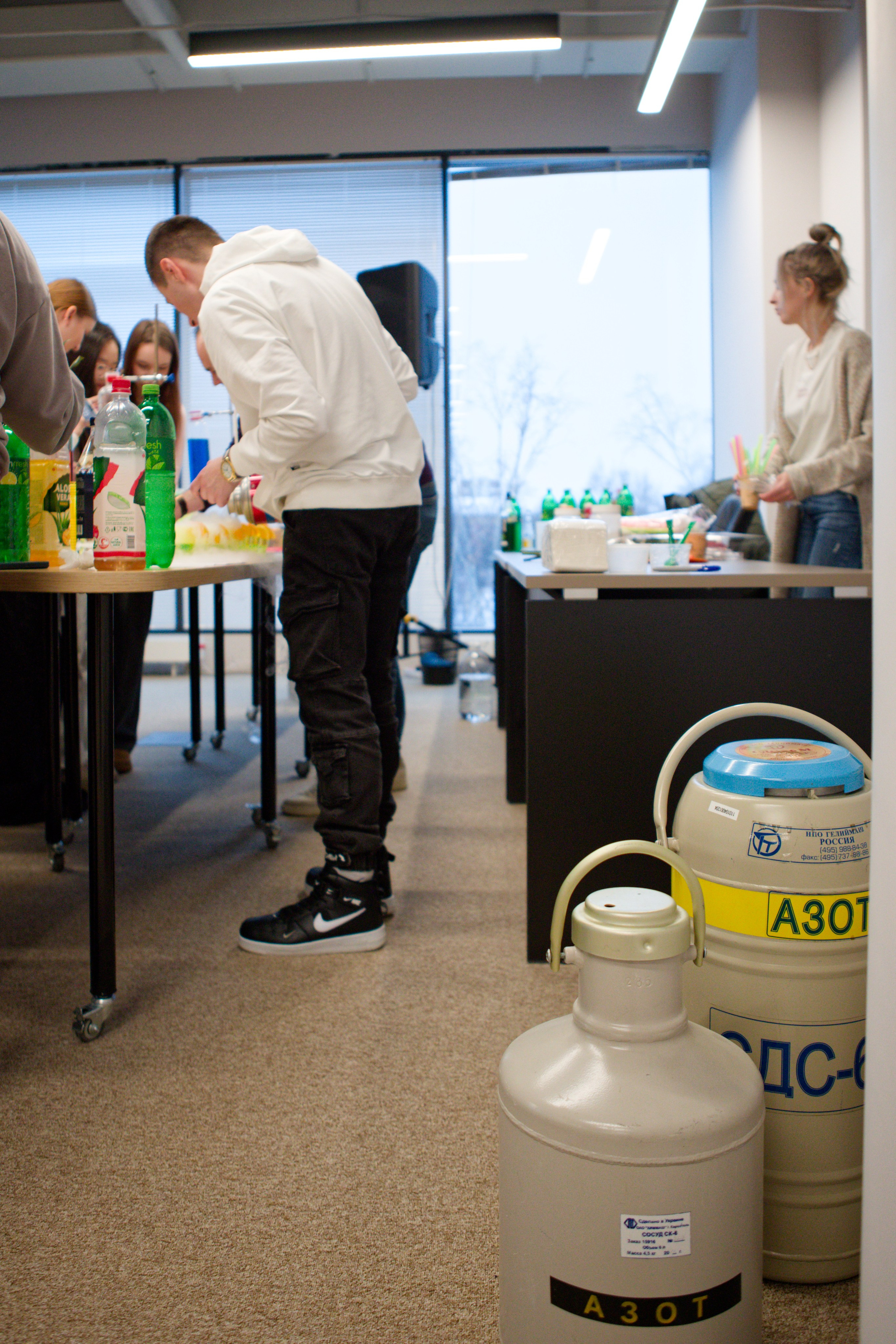 (Ал)Химический бар. Кутузов Евгений Фотограф в Южно-Сахалинске