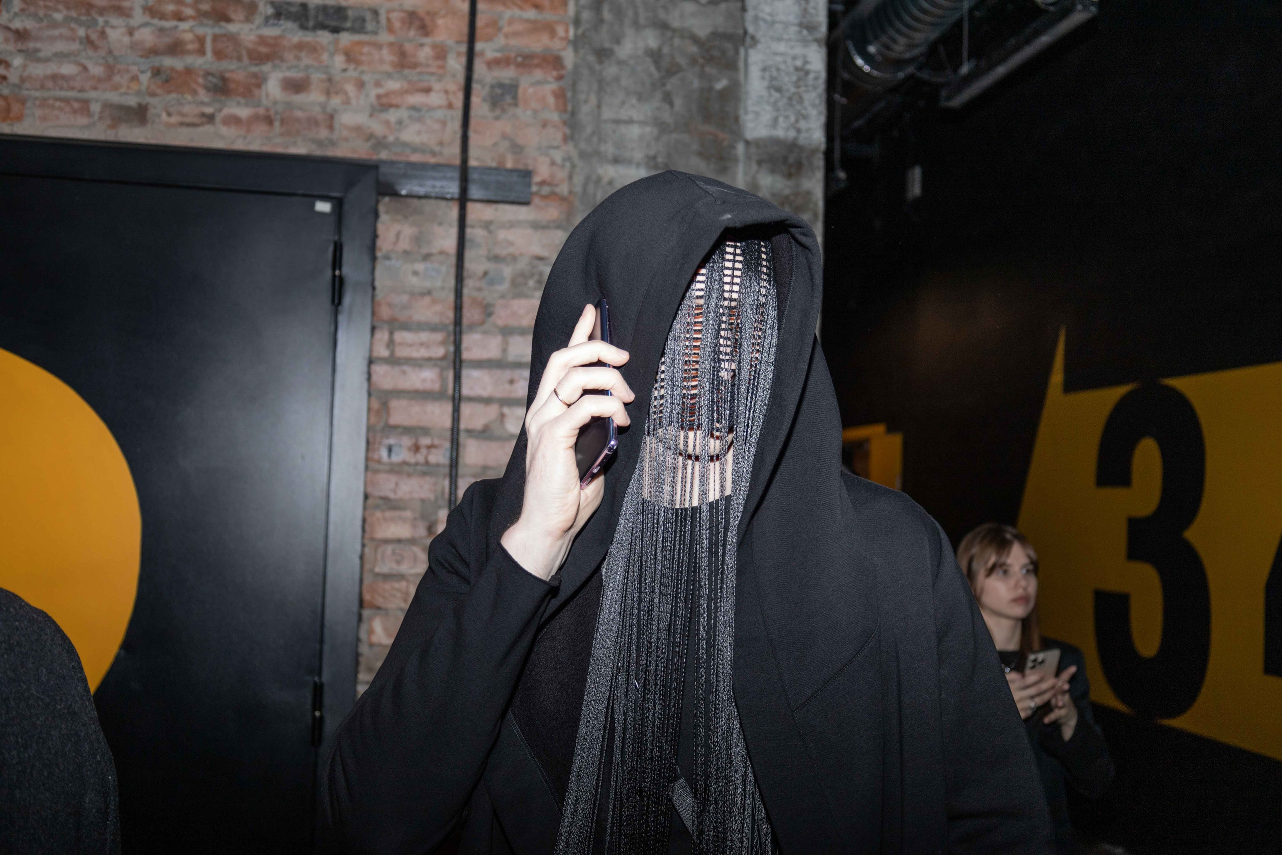 Auxi Backstage. VICTORIA SHU