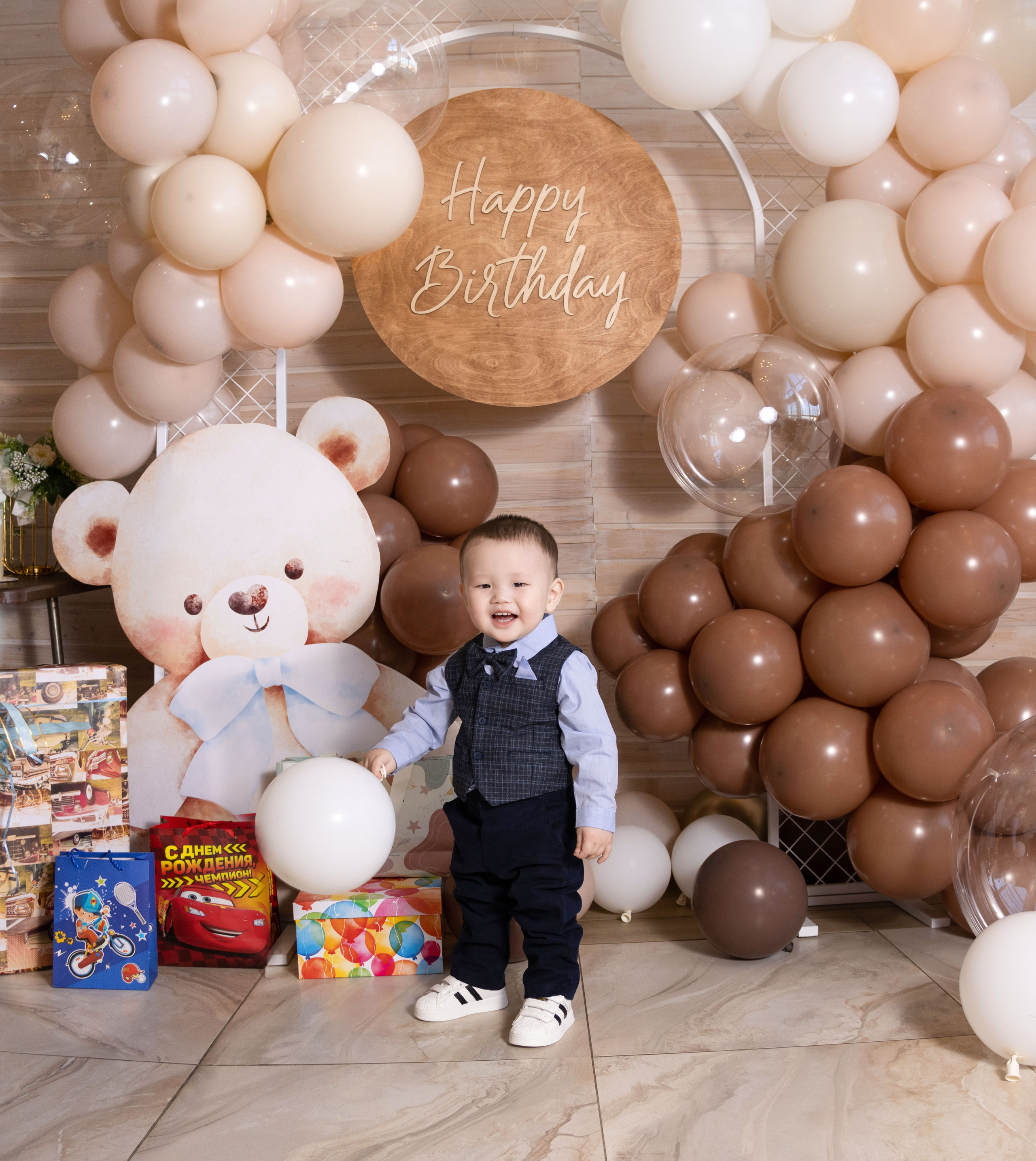 Годовасие малыша. Фотограф Якутск Зоя Николаева