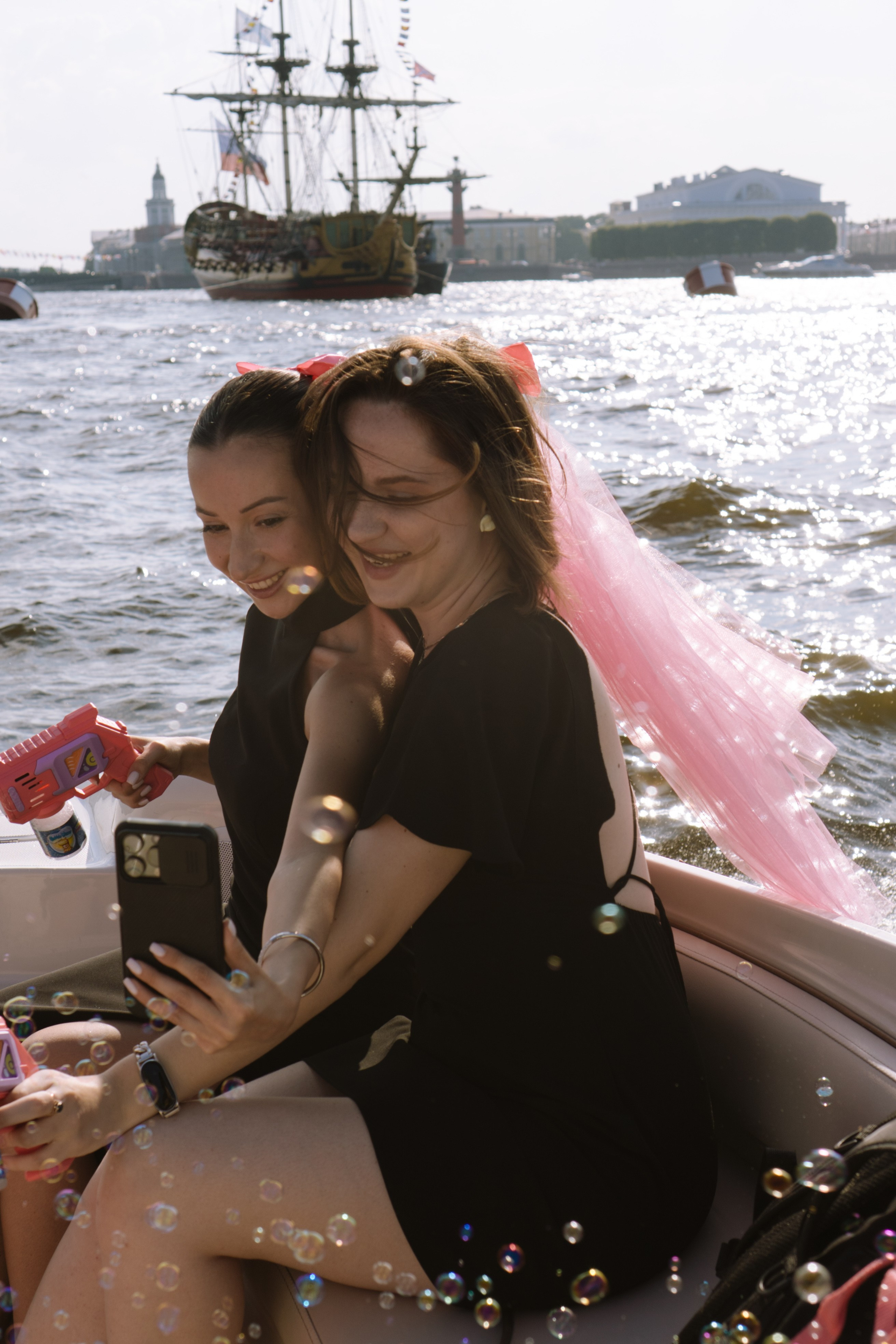 ДЕВИЧНИК НА КАТЕРЕ. Профессиональный фотограф, Санкт-Петербург — Виктория Богомолова