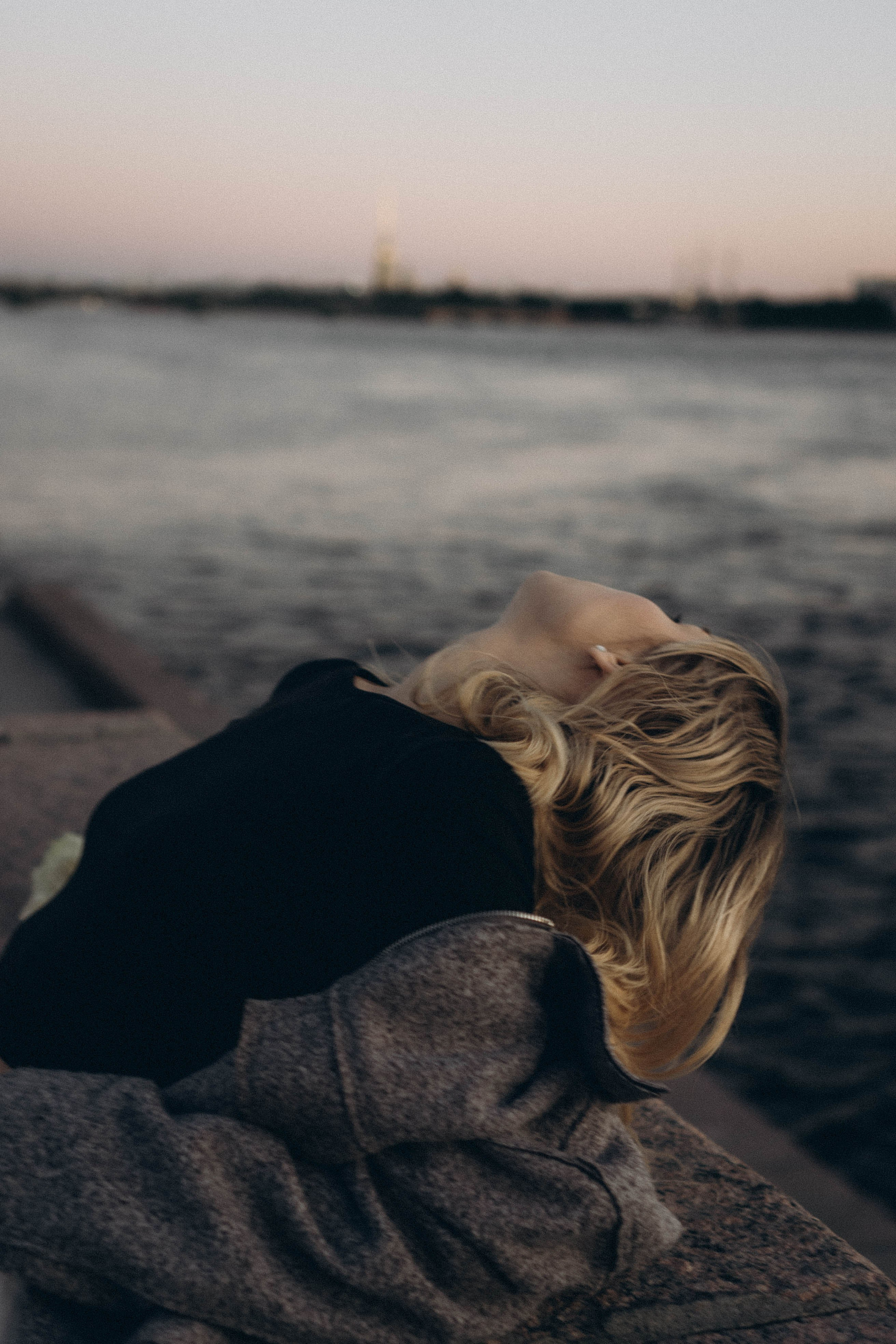 ПРОГУЛКА ПО ГОРОДУ В БЕЛЫЕ НОЧИ (другой вариант). Профессиональный фотограф, Санкт-Петербург — Виктория Богомолова