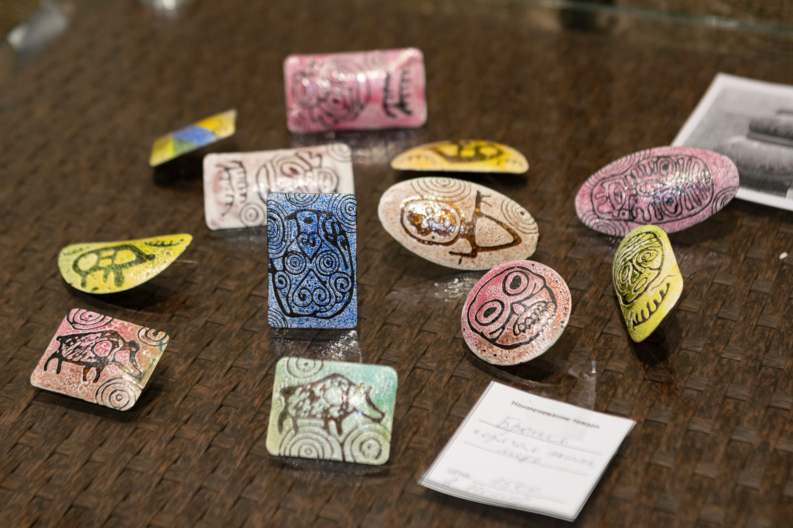 Антон Курдюмов фотограф в Хабаровске Рина Курдюмова фото27 foto27 Антон Дорофеев репортажный репортаж документалист Тони и Рина фотосоздатели выставка петроглифы связь времен галерея лист Хабаровск