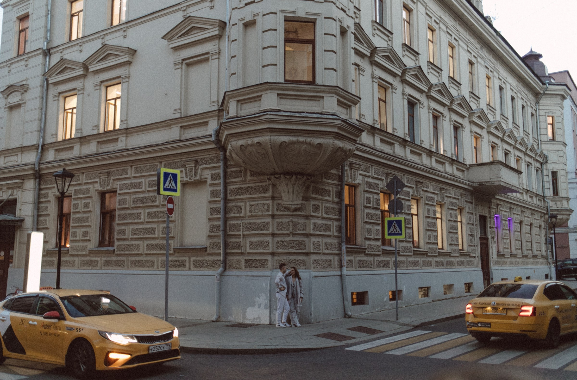 По улицам Москвы. Фотограф Ксения Степаненко