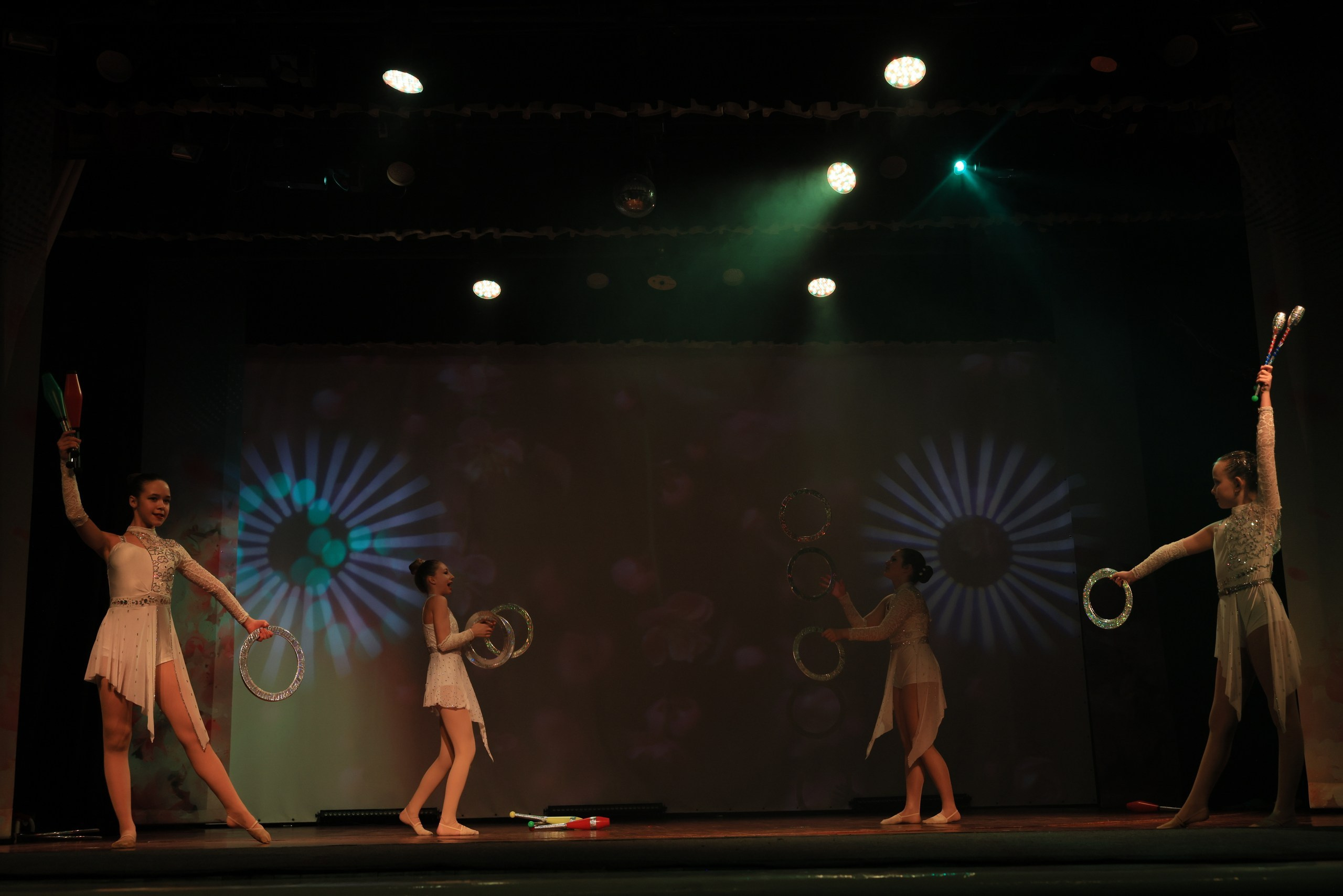 Концерт к 8 Марта в ДК «Металлург» г. Тула. Фотограф в Туле Крупский АнДРей. Фотостудия «КАДР71» в Туле