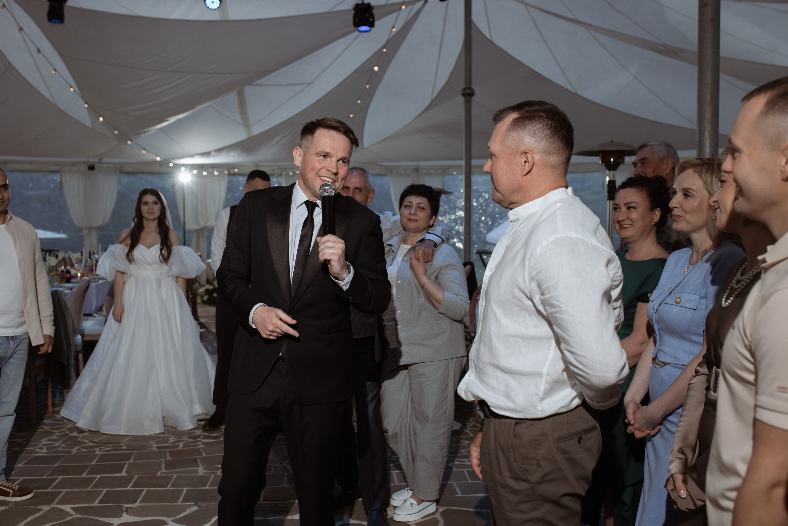 Уютная свадьба за городом в кругу самых близких. Свадебный фотограф Елена Рубцова