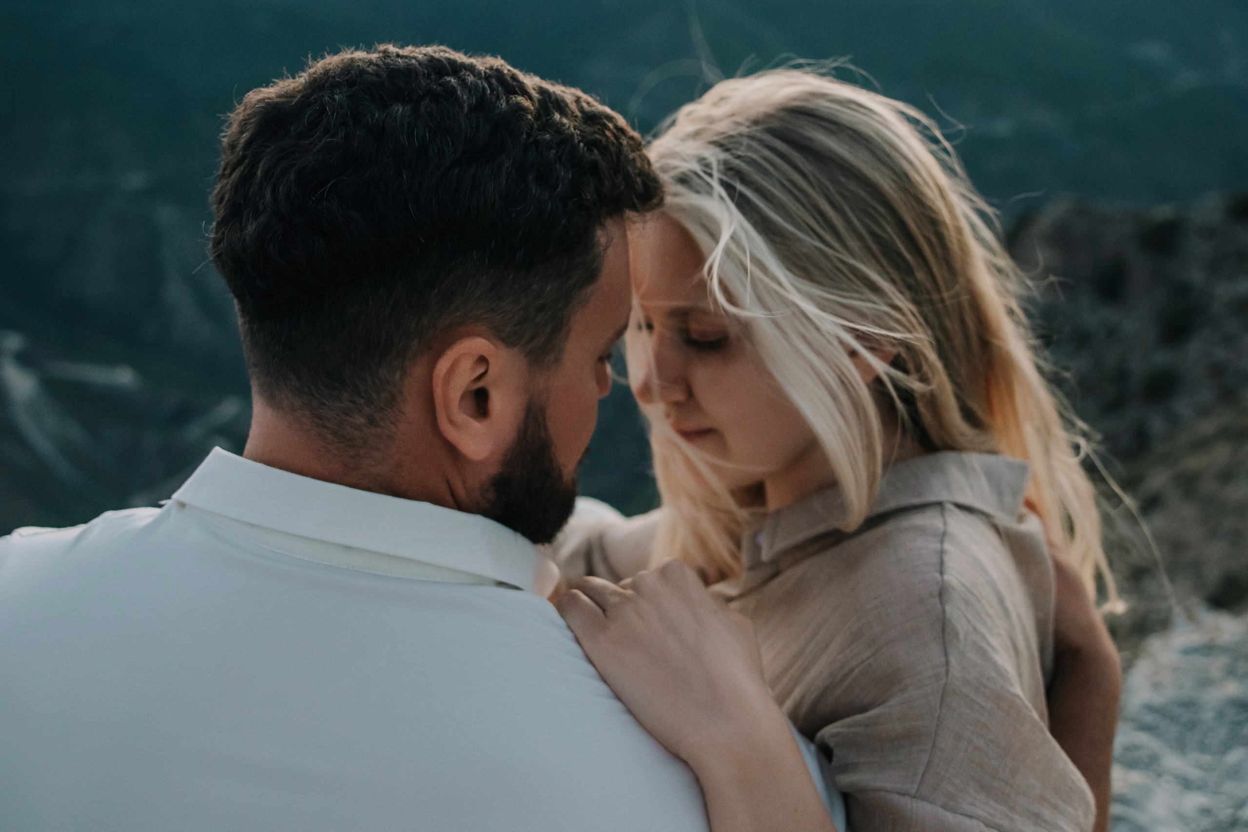 Фотосессия в горах прекрасной пары АРТЕМ & АЛЕСЯ. Свадебный фотограф в Махачкале Иван Айвазян