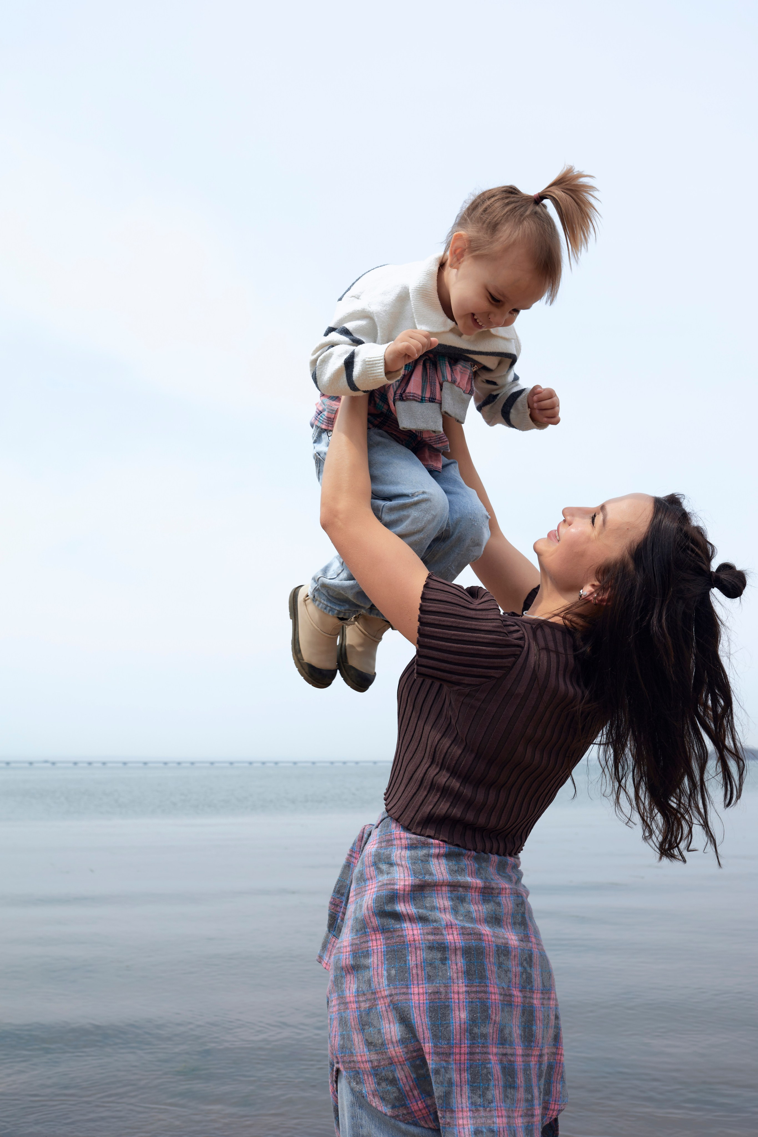 Алена и дочки. Фотограф Владивосток, семейные и индивидуальные съемки