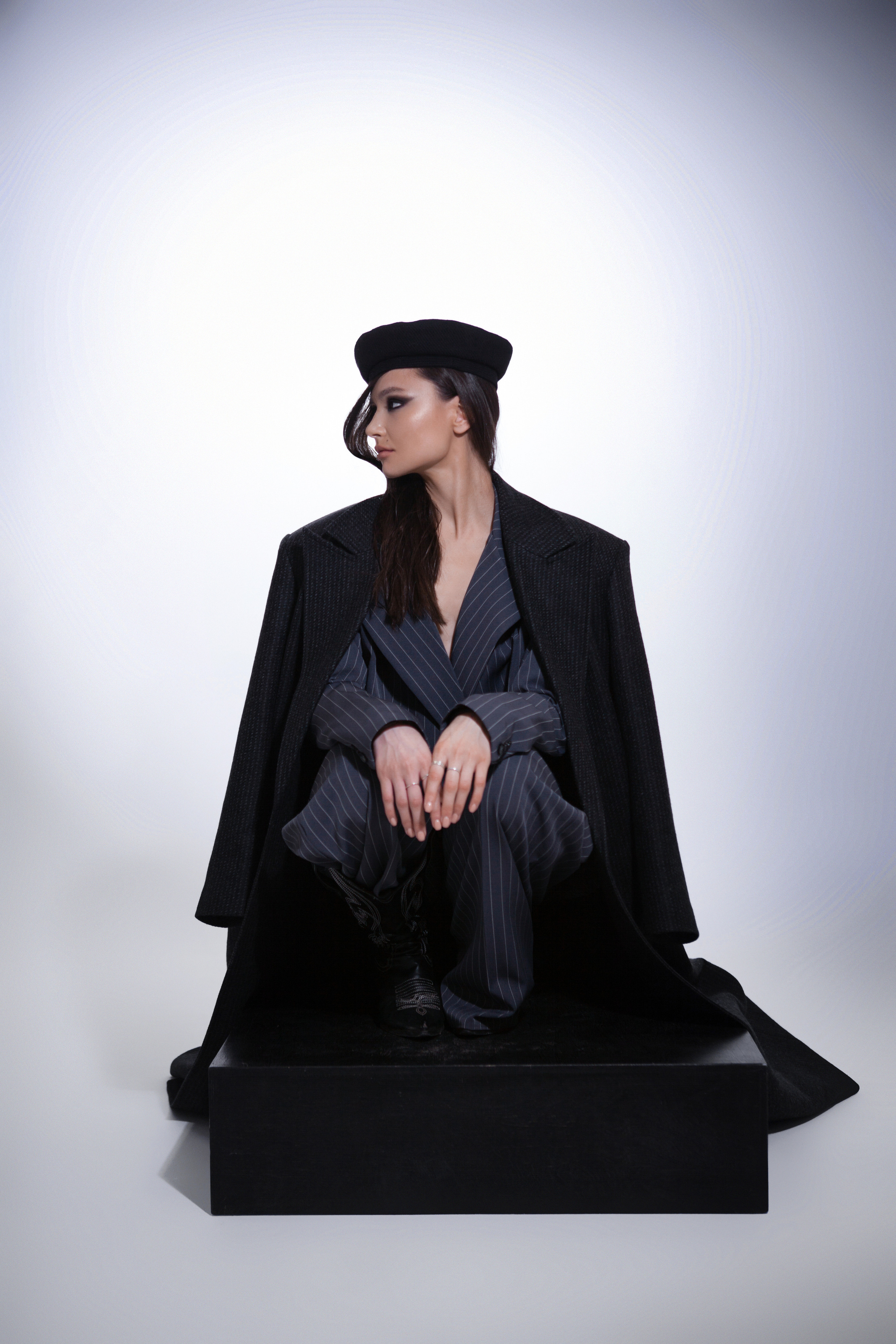 ANGELVIBE Studio. Photographer. Producer. Retoucher