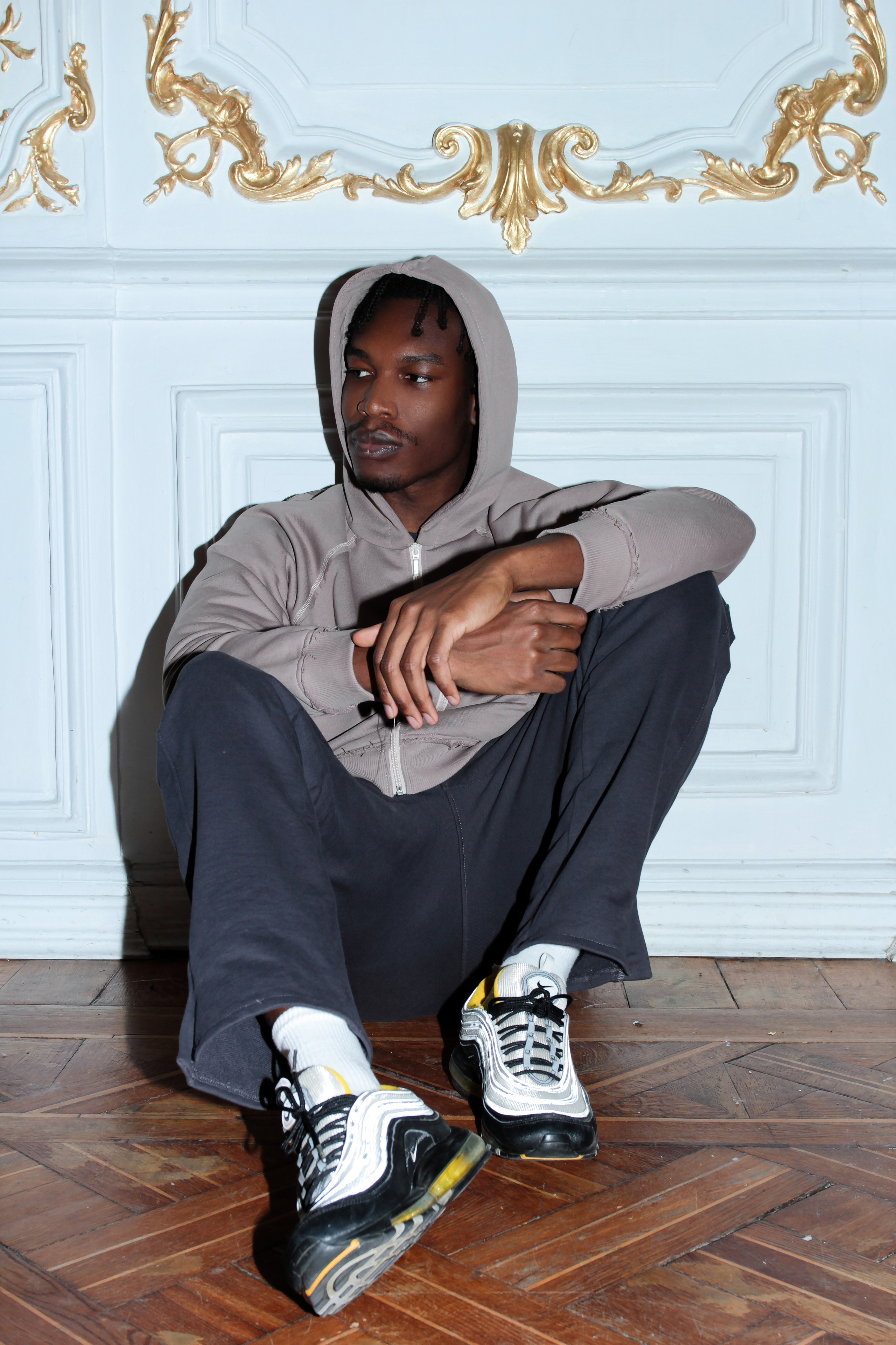 ARCHEES Design. Photographer. Producer. Retoucher