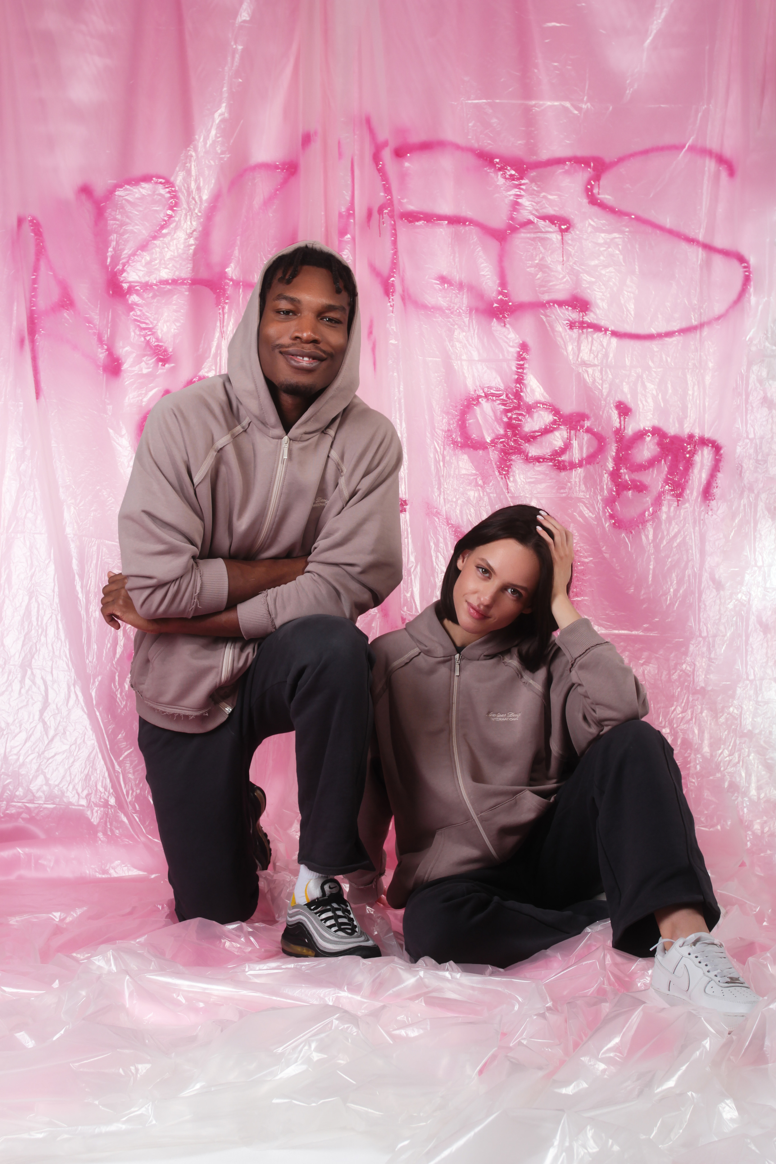 ARCHEES Design. Photographer. Producer. Retoucher