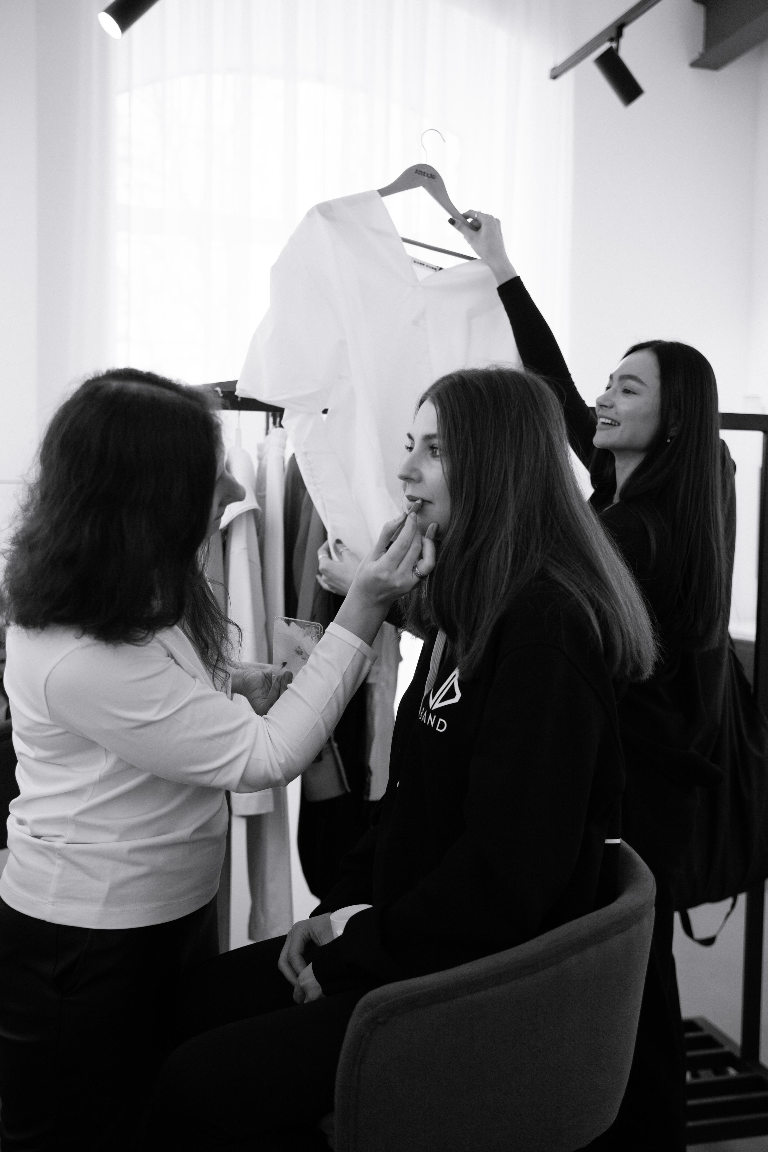 Maria. Photographer. Producer. Retoucher