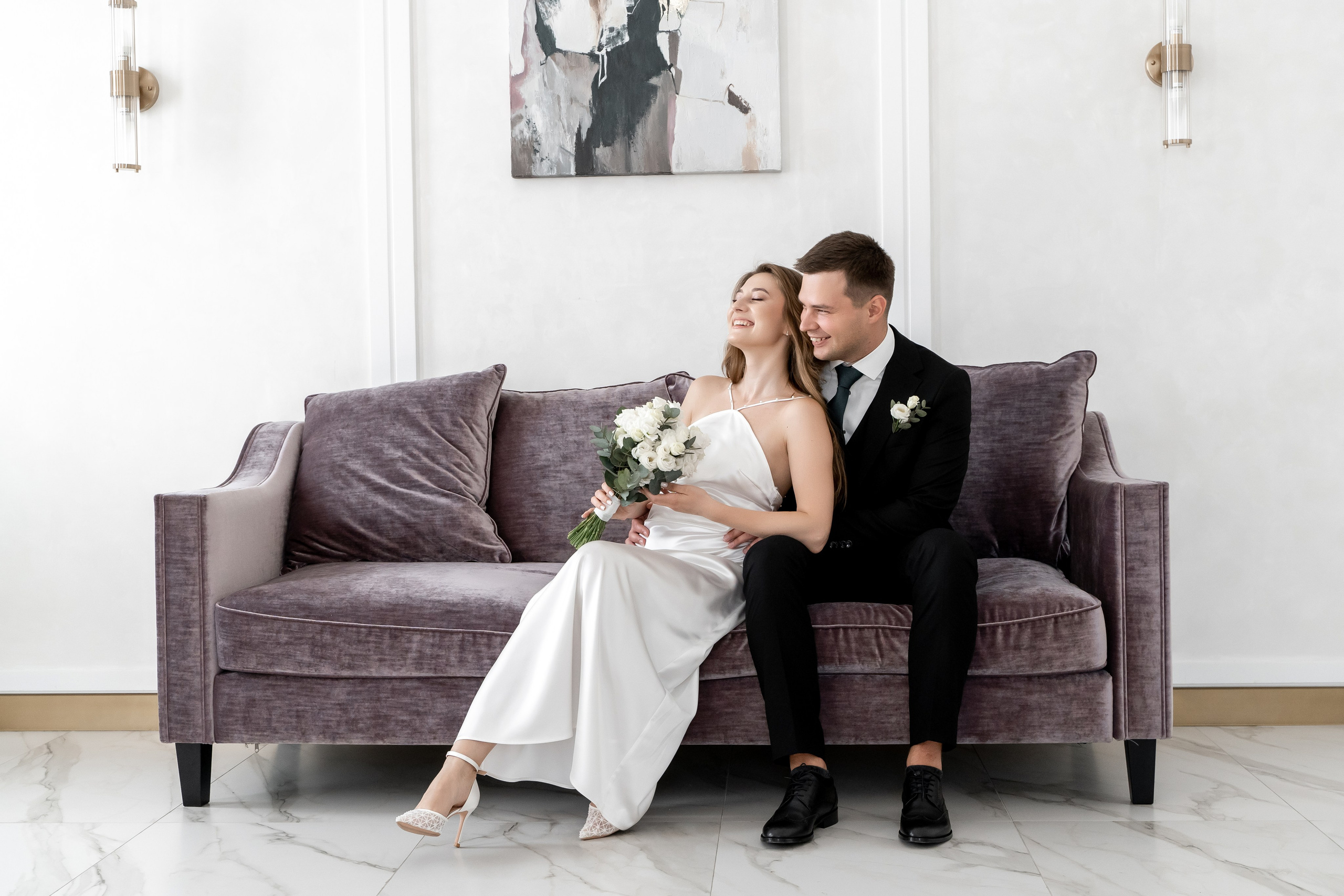 Свадебный фотограф в Москве. Свадебный фотограф Видное, Бутово, Домодедово, Щербинка, Царицыно. Роспись во дворце бракосочетания Южное Бутово. Регистрация брака в Москве и Московской области. Фотограф на свадьбу. Свадебная фотосессия в центре Москвы. Фотосессия свадебного банкета  в ресторане. Выездная регистрация брака. Фотосессия молодоженов. Свадебная прогулка. Жених и невеста в день свадьбы. Wedding in Moscow. Свадебная фотосессия  в Барвихе. Стильная свадебная фотография. Сборы жениха и невесты в день свадьбы. 