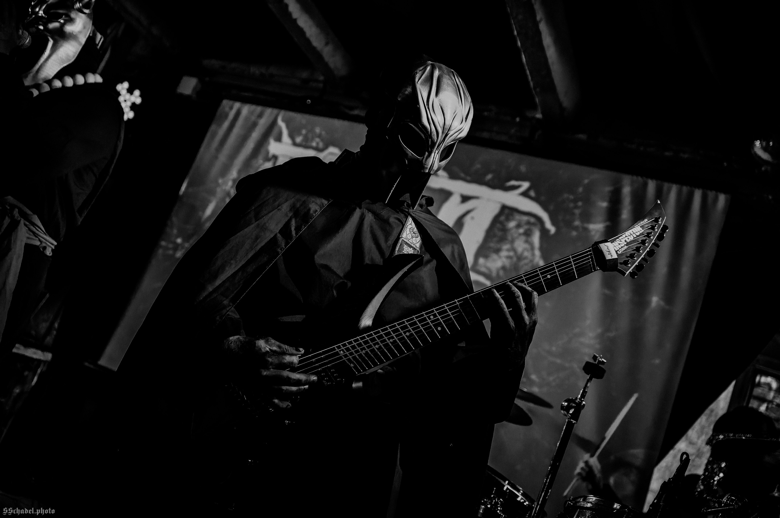 ILLA 21.06.26. We will make everything metal!