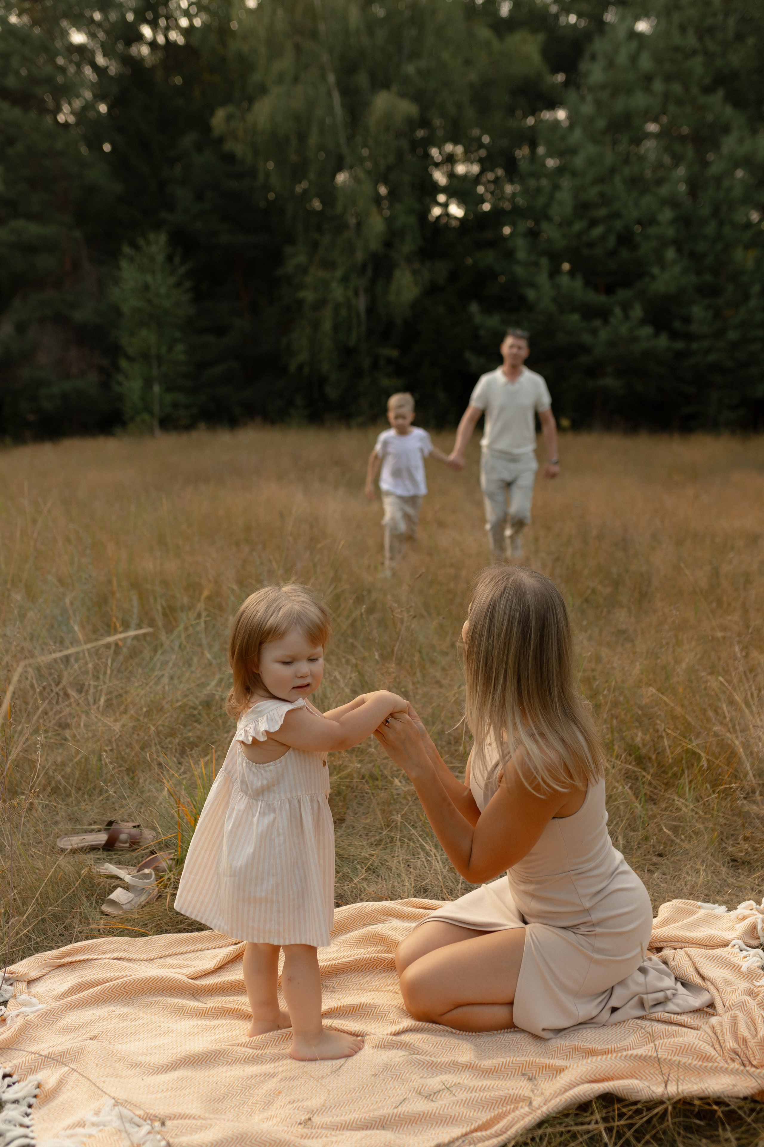 Алексей, Мария, Ваня и Варя. Фотограф Татьяна Семенова