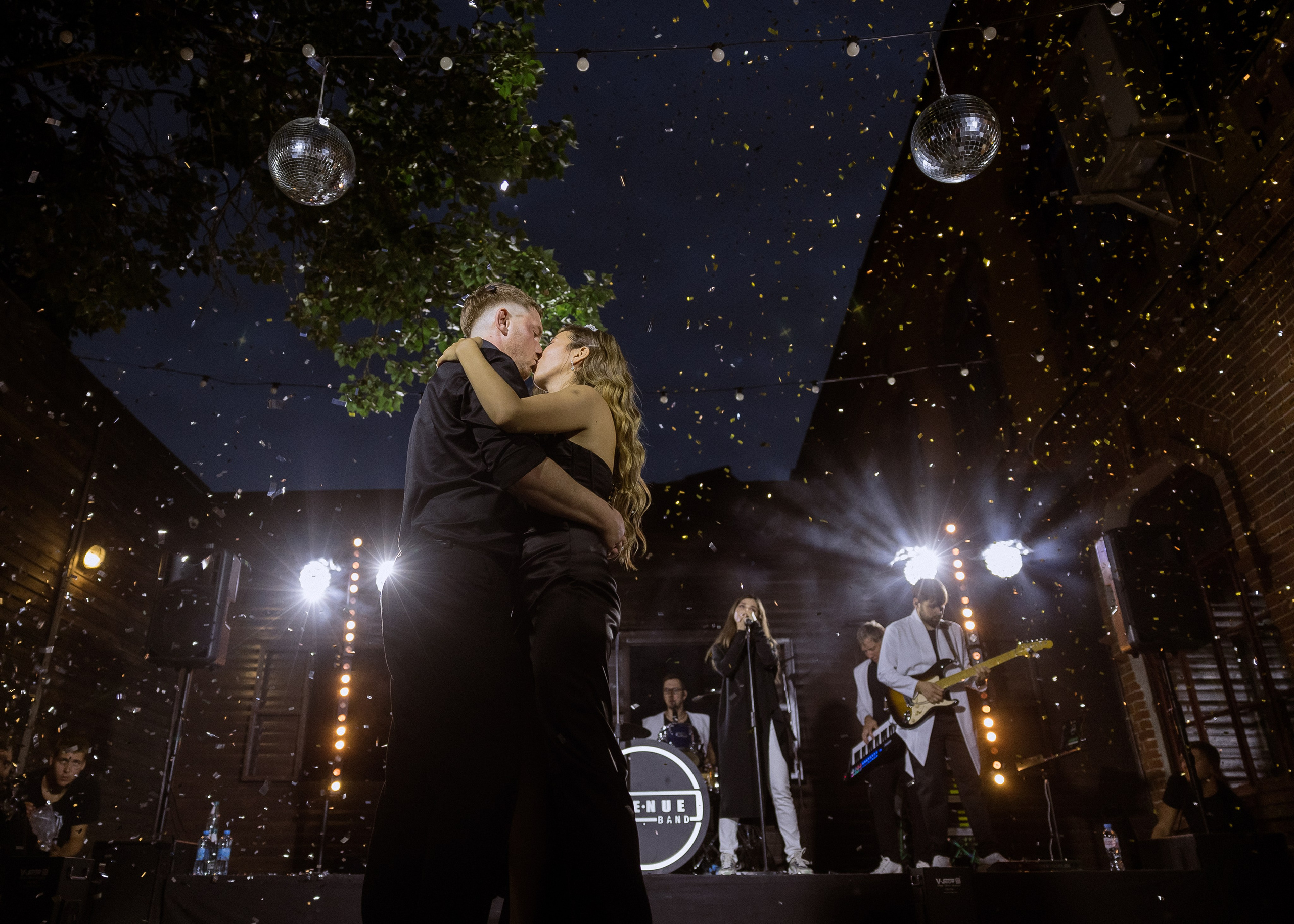 Дмитрий и Алита. Фотограф Эмиль Исякаев