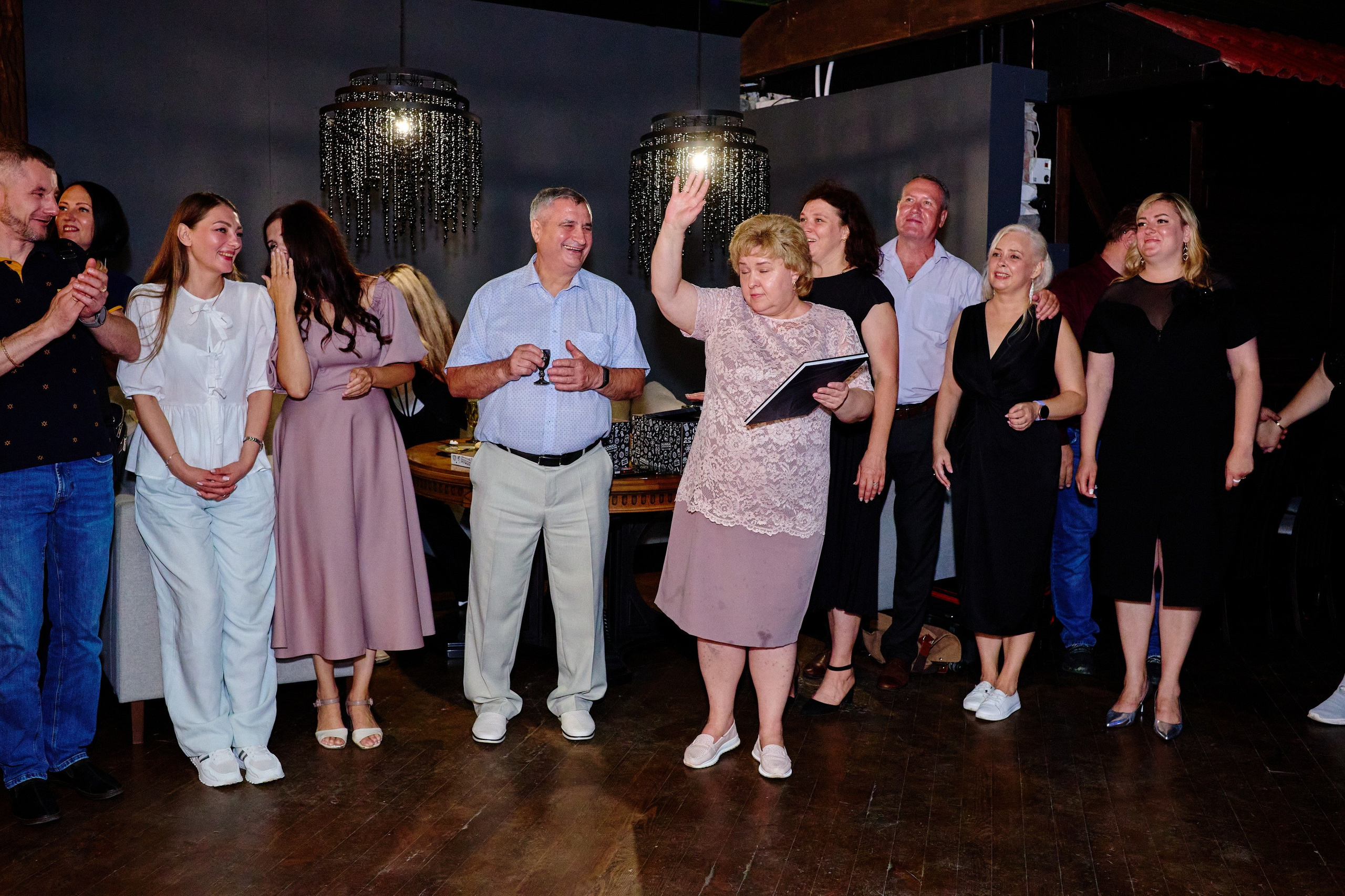 Выпускной 35 Сош. Фотограф Выпускные альбомы Таганрог Сергей Коробченко