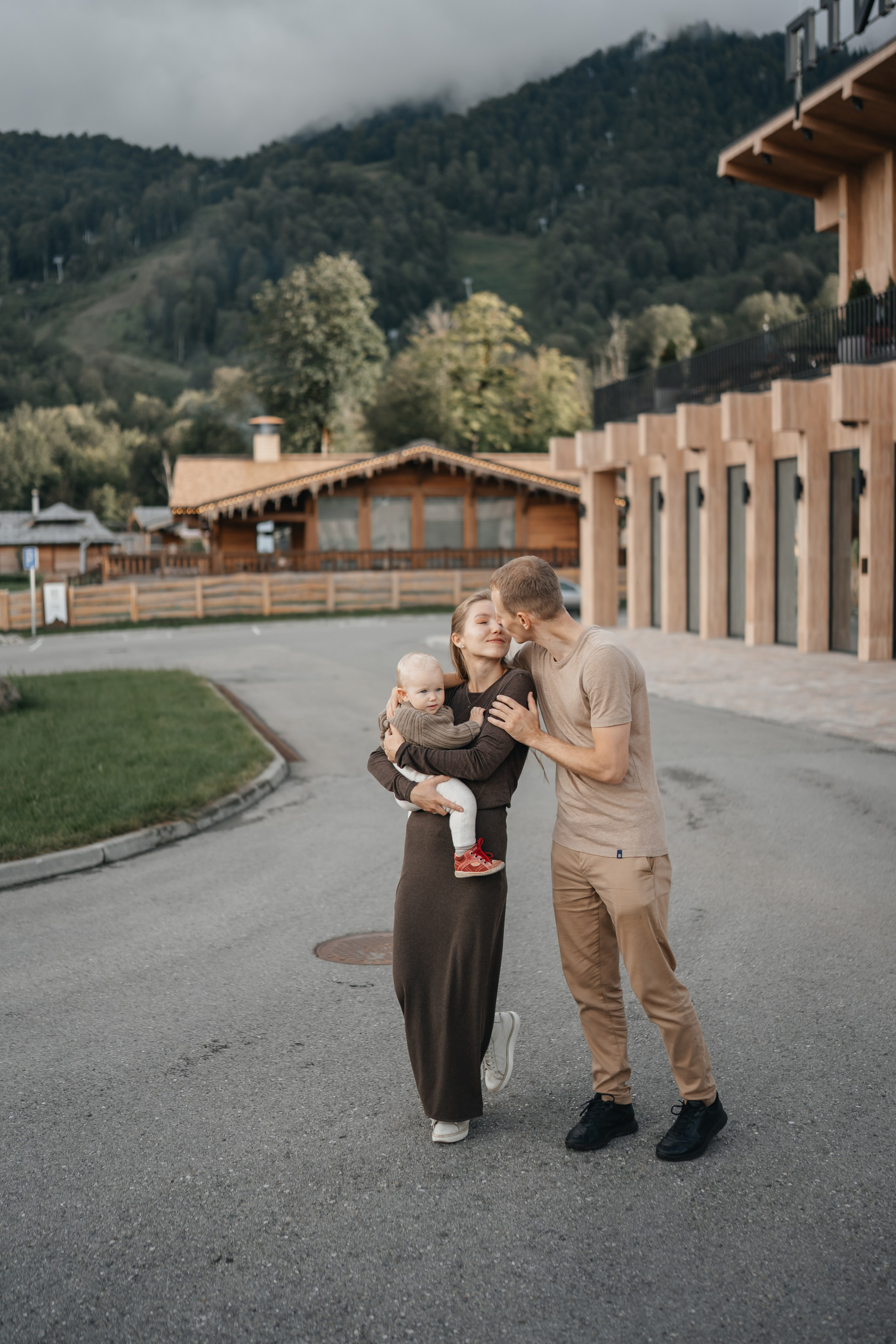 В горах Красной Поляны. Главная