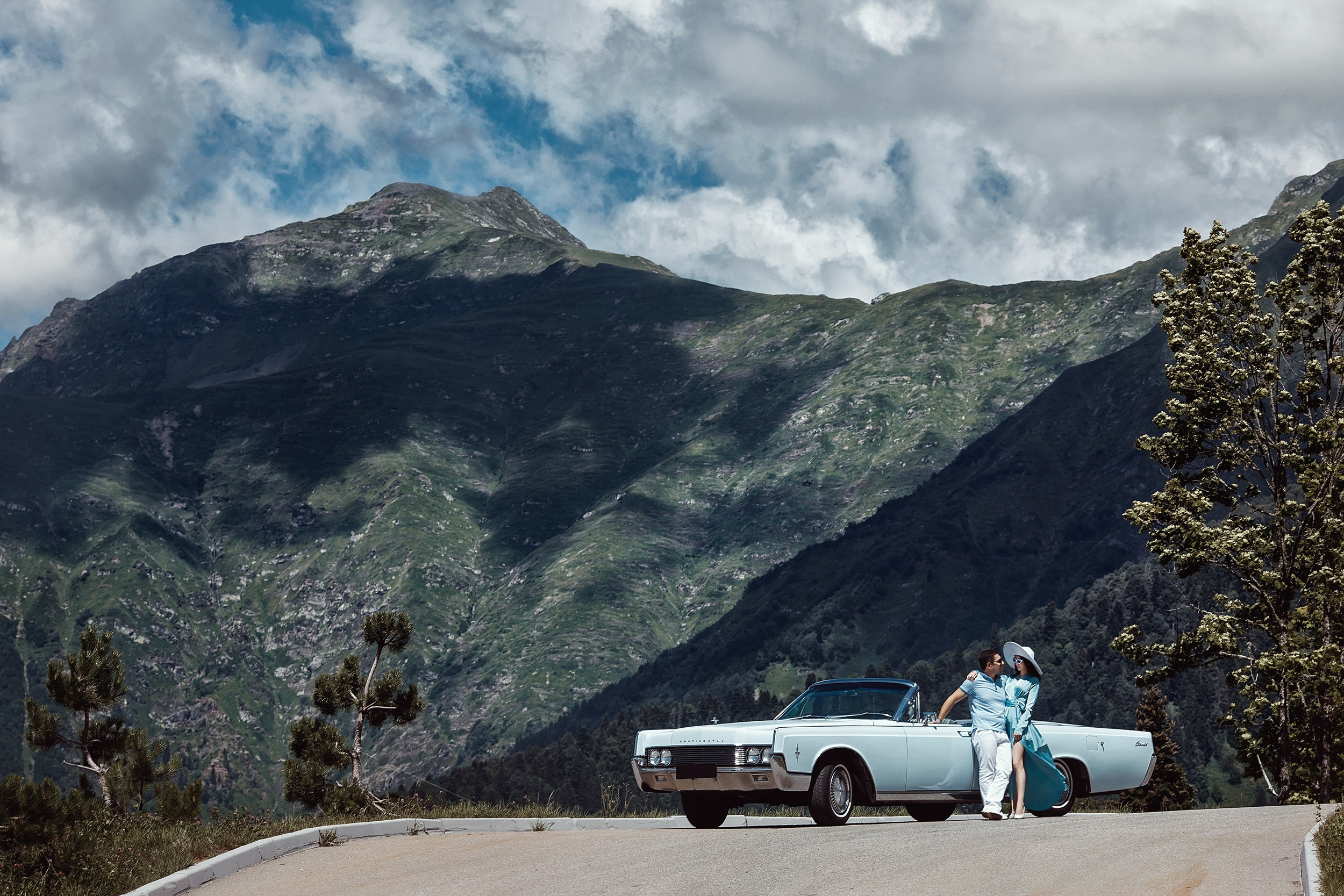 Семейная фотосессия в горах / Фотограф Красная поляна. Свадебный и семейный фотограф в Сочи Денис Вялов