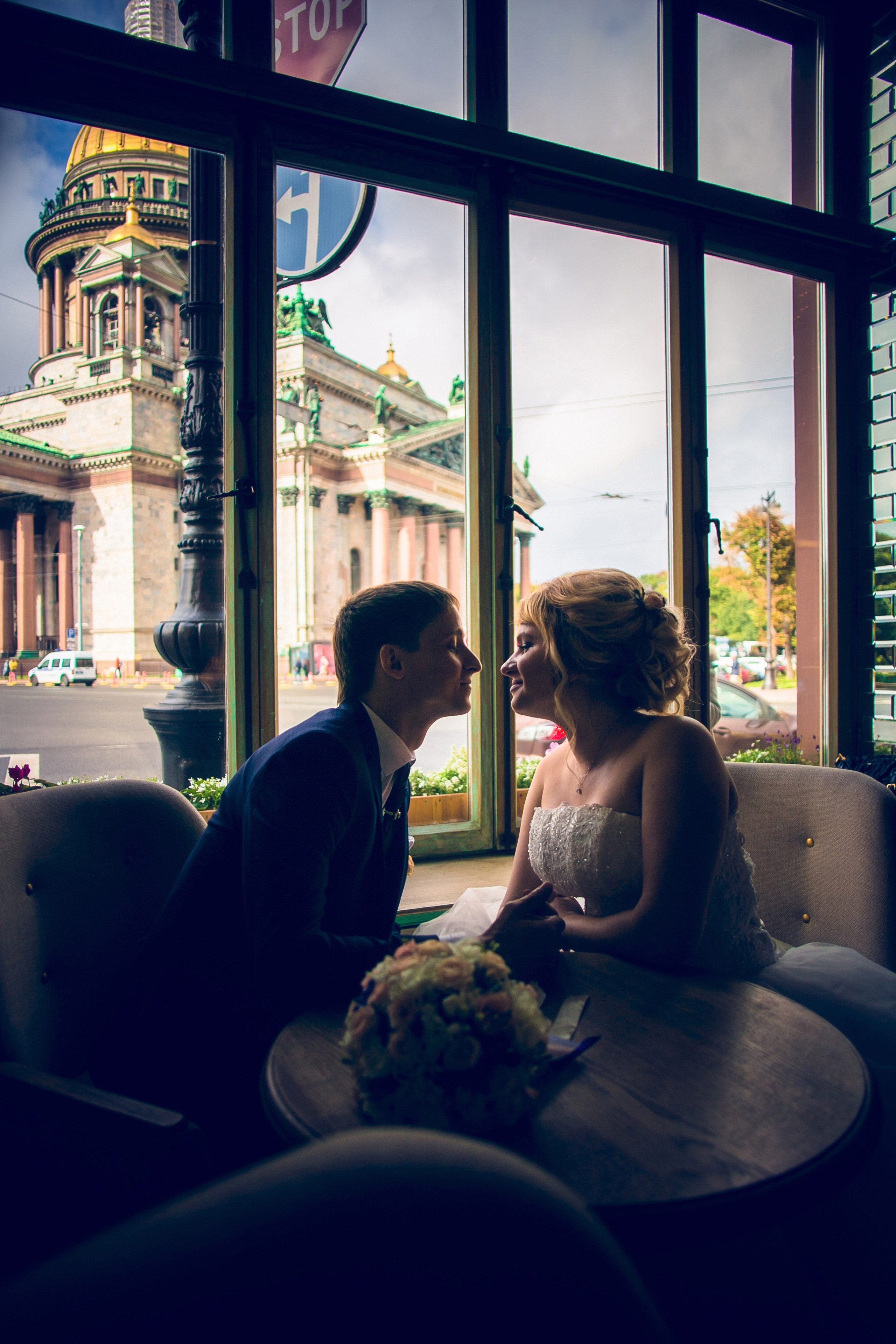 Свадьбы и Love-story. Репортажный фотограф и видеограф в Санкт-Петербурге
