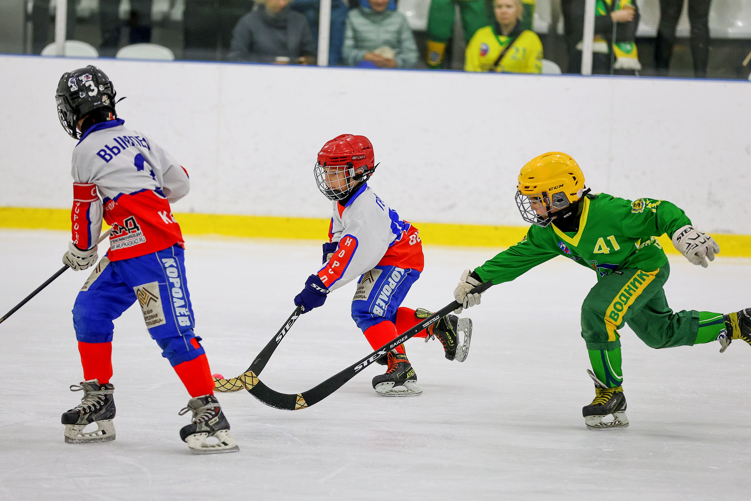 ХОККЕЙ С МЯЧОМ. Репортажный фотограф в Нижнем Новгороде и Москве Ангелина Ильичева