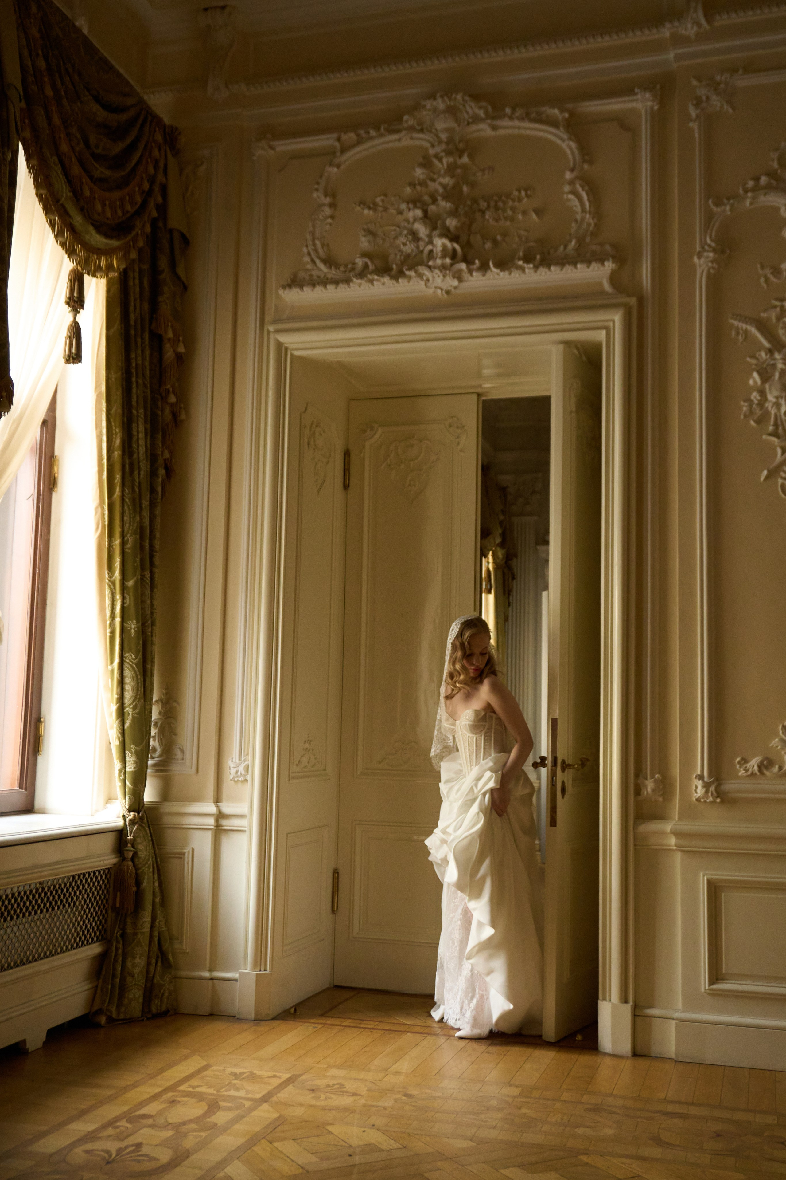Съемка в особняке Трубецких-Нарышкиных Санкт-Петербург. Свадебный фотограф в Москве Алина Лисовская